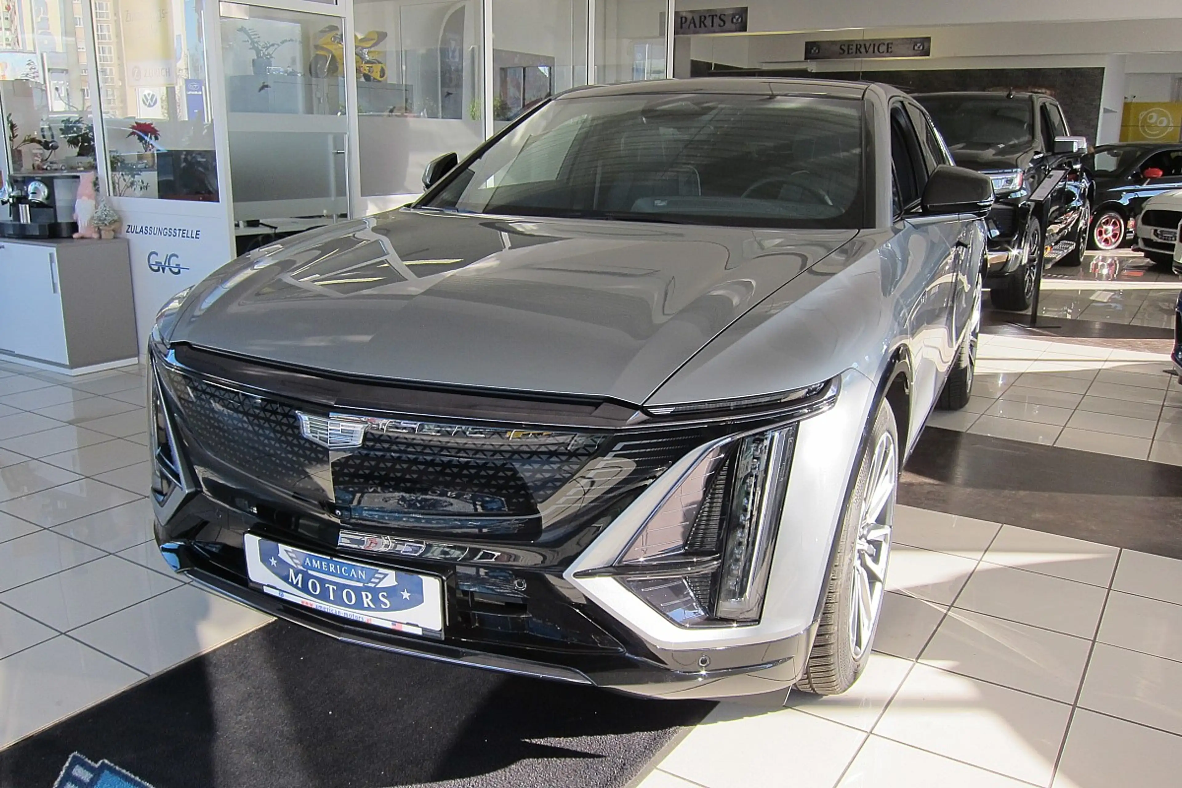 Cadillac Lyriq Sport AWD — photo 3