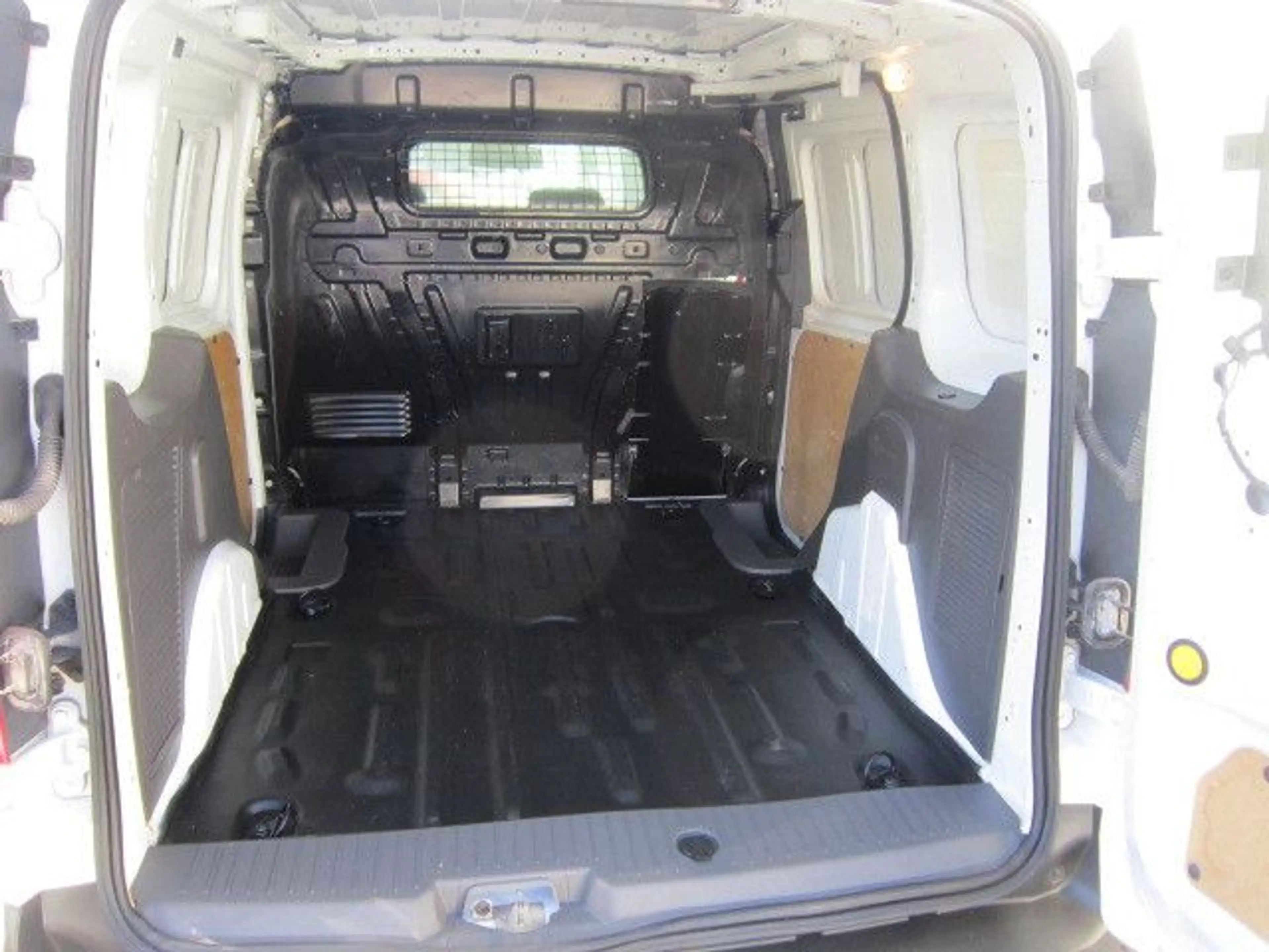 Ford Transit Connect Kasten Trend — photo 5