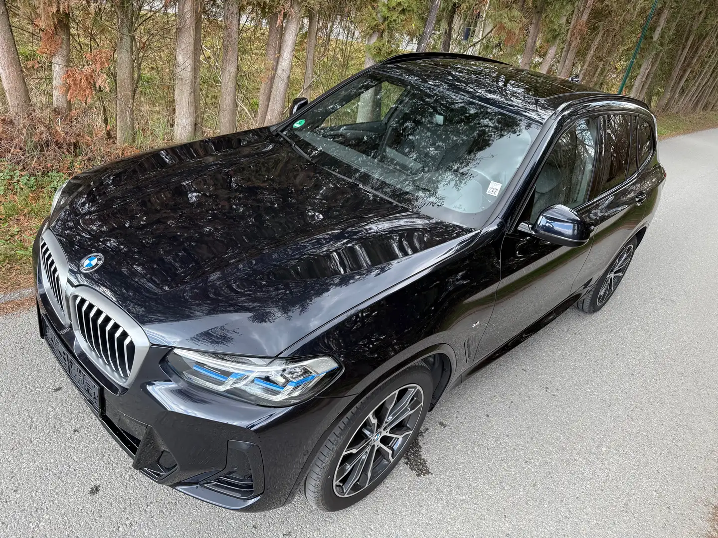 BMW X3 xDrive 30 d M Sport Panorama AHK Laser 20Zoll Voll Schwarz - 1