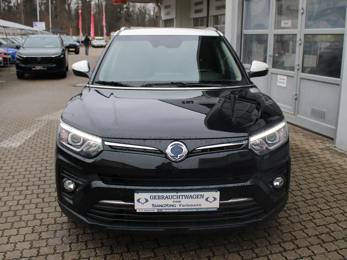 SsangYong Tivoli Tivoli 1.5 T-GDi 2WD Aut. Fizz Schwarz - 2