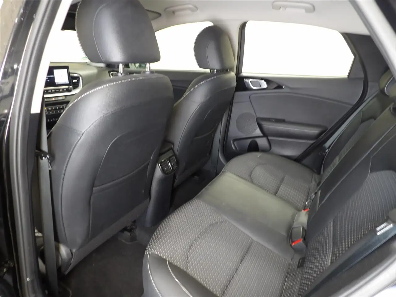 Kia X Ceed 1.5 T-GDi MHEV 160pk DCT7 DynamicLine, миниатюра 15