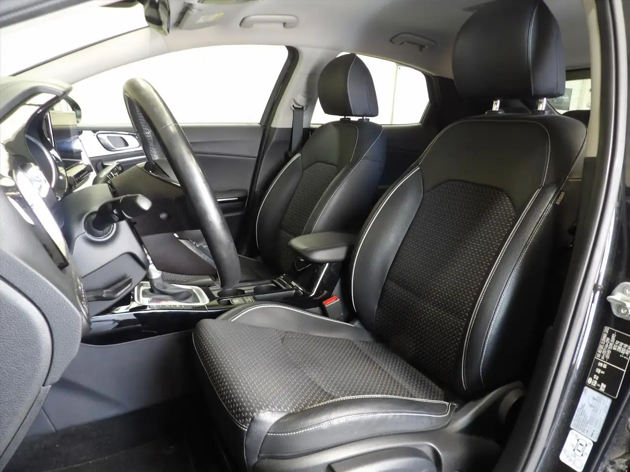 Kia X Ceed 1.5 T-GDi MHEV 160pk DCT7 DynamicLine, миниатюра 14