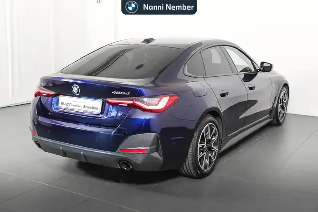 BMW 4 Series view 3