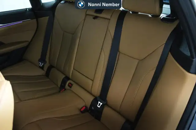 BMW 4 Series view 15