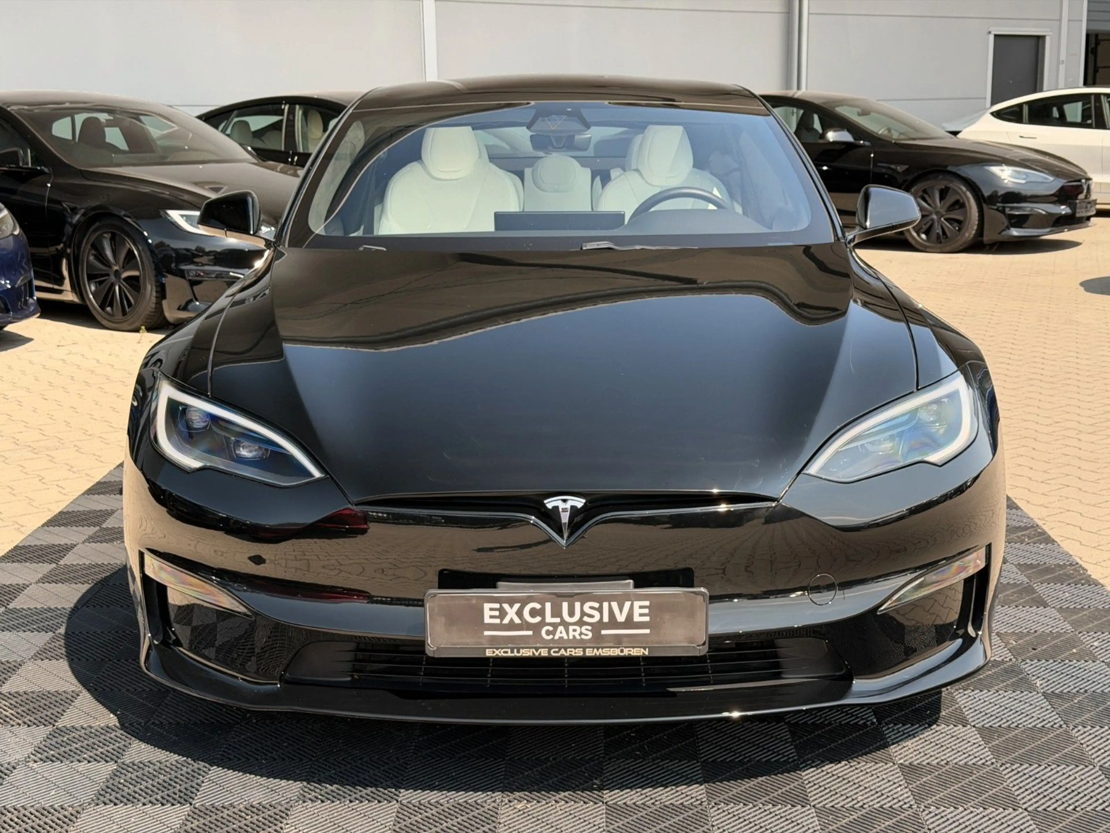 Tesla Model S MODEL S PALLADIUM | MATRIX | HW4 — photo 2