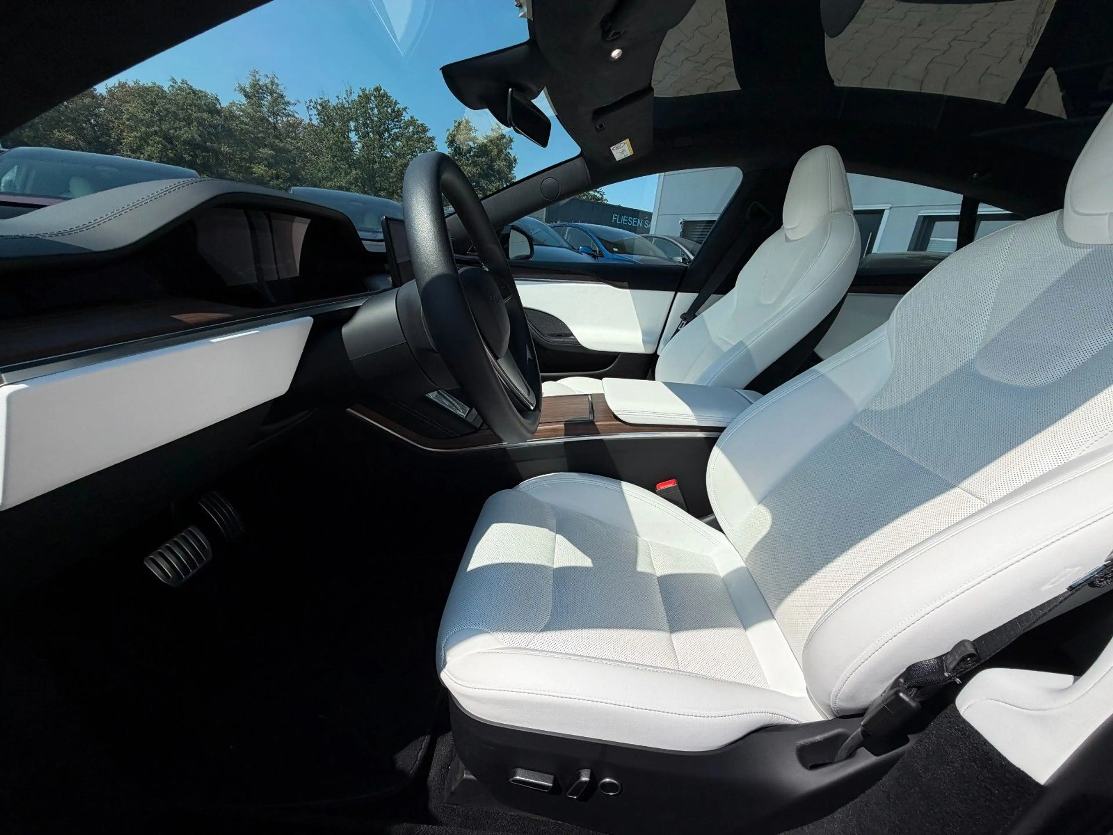 Tesla Model S MODEL S PALLADIUM | MATRIX | HW4 — photo 14