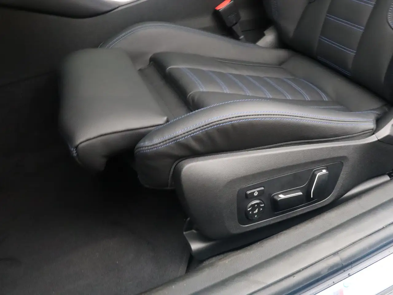 BMW 2 Series 2026 — фото 15