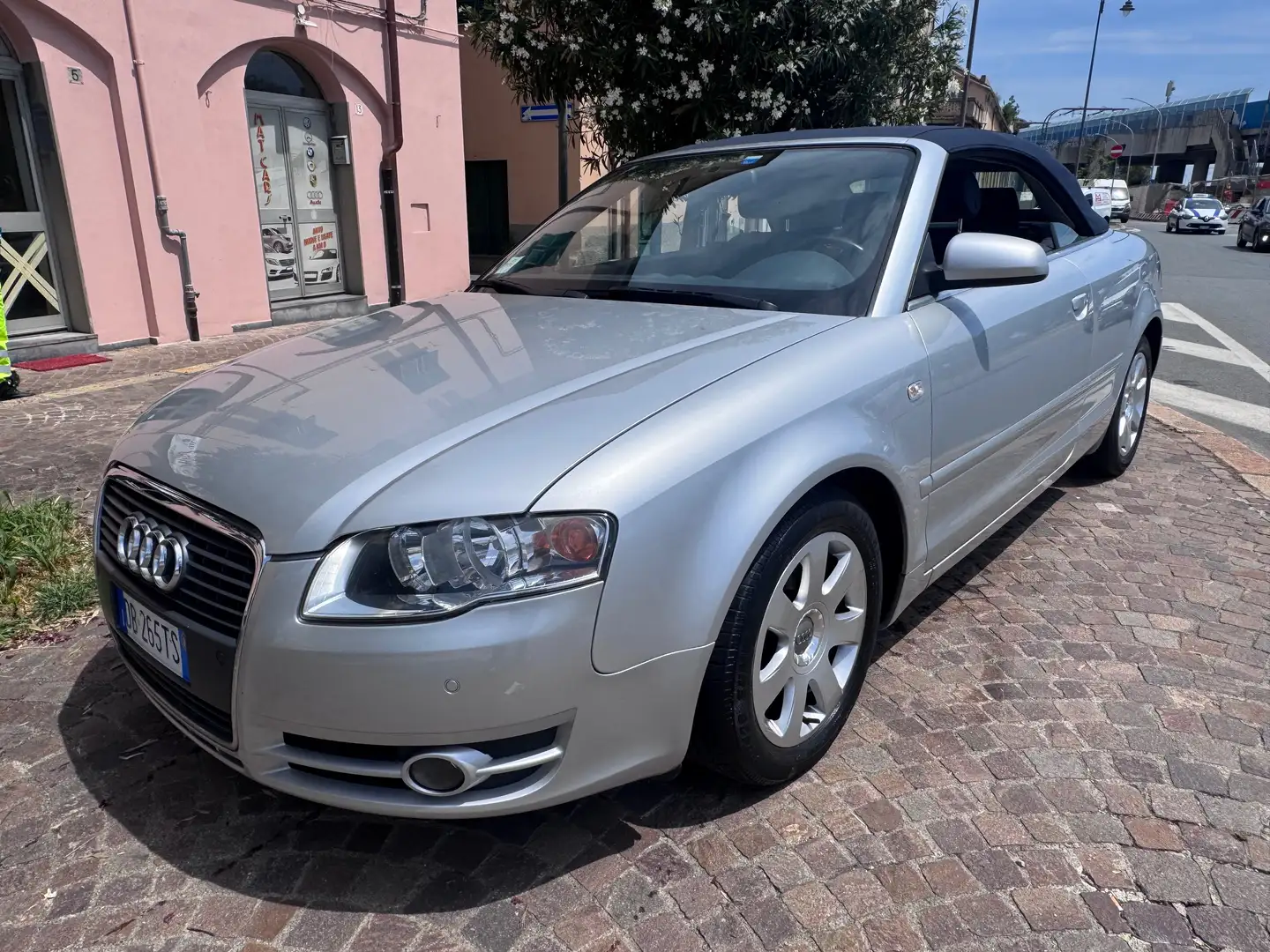 Audi A4 A4 Cabrio 2.0 tdi fap Pelle Silber - 1