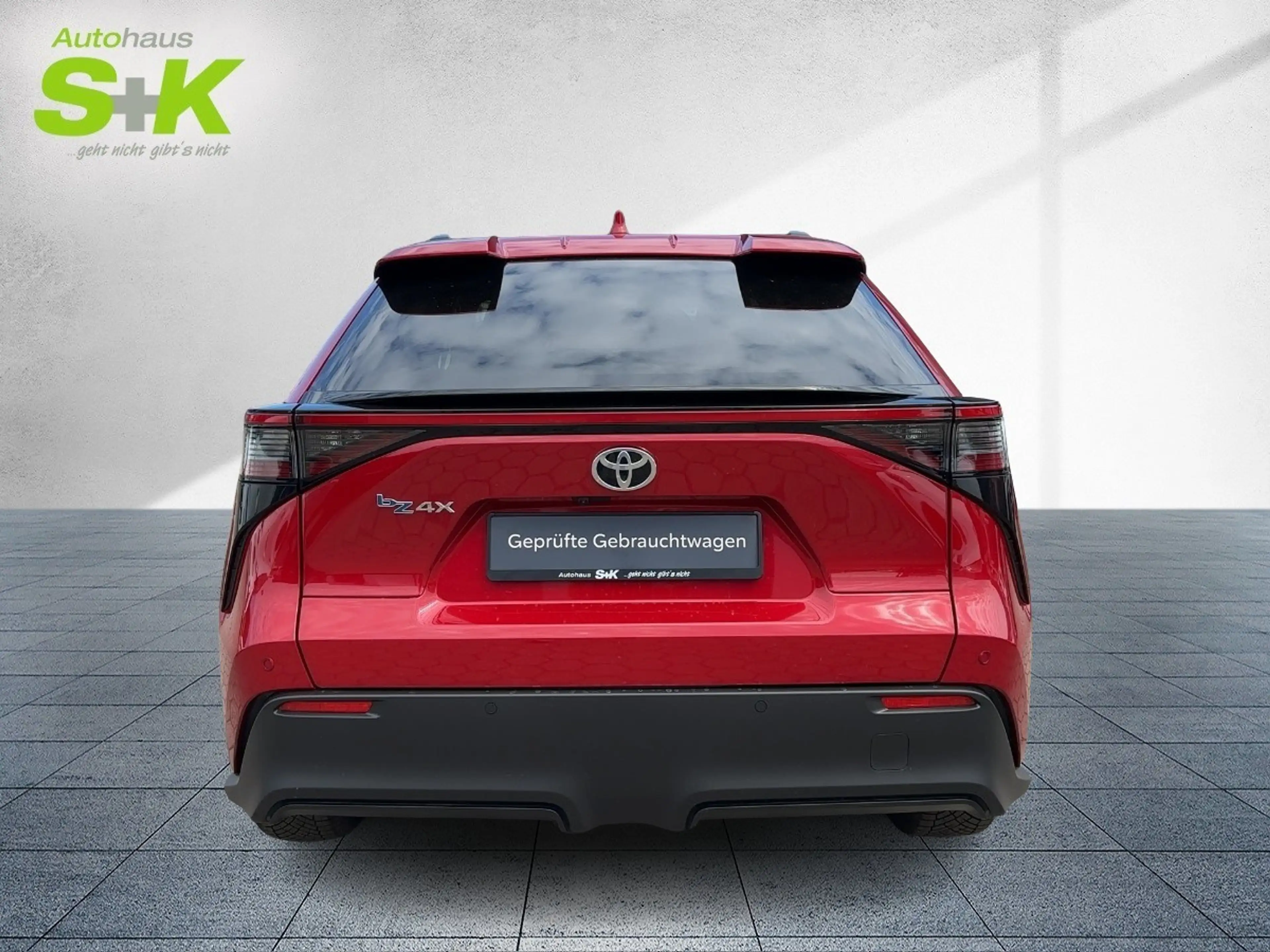 Toyota bZ4X Teamplayer FWD *WENIG KILOMETER*SHZ*KAMERA*NAVI* — photo 3