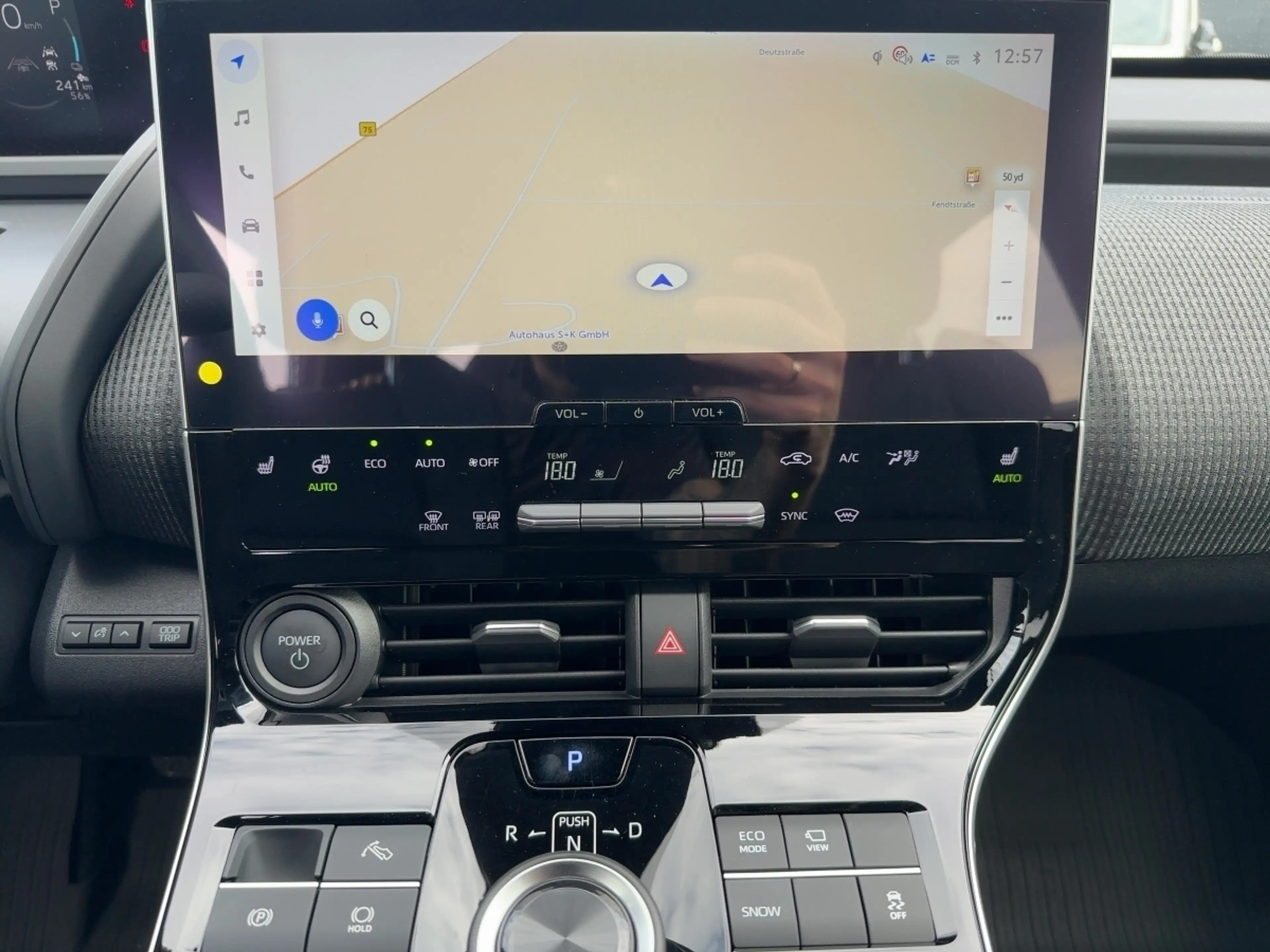 Toyota bZ4X Teamplayer FWD *WENIG KILOMETER*SHZ*KAMERA*NAVI* — photo 10