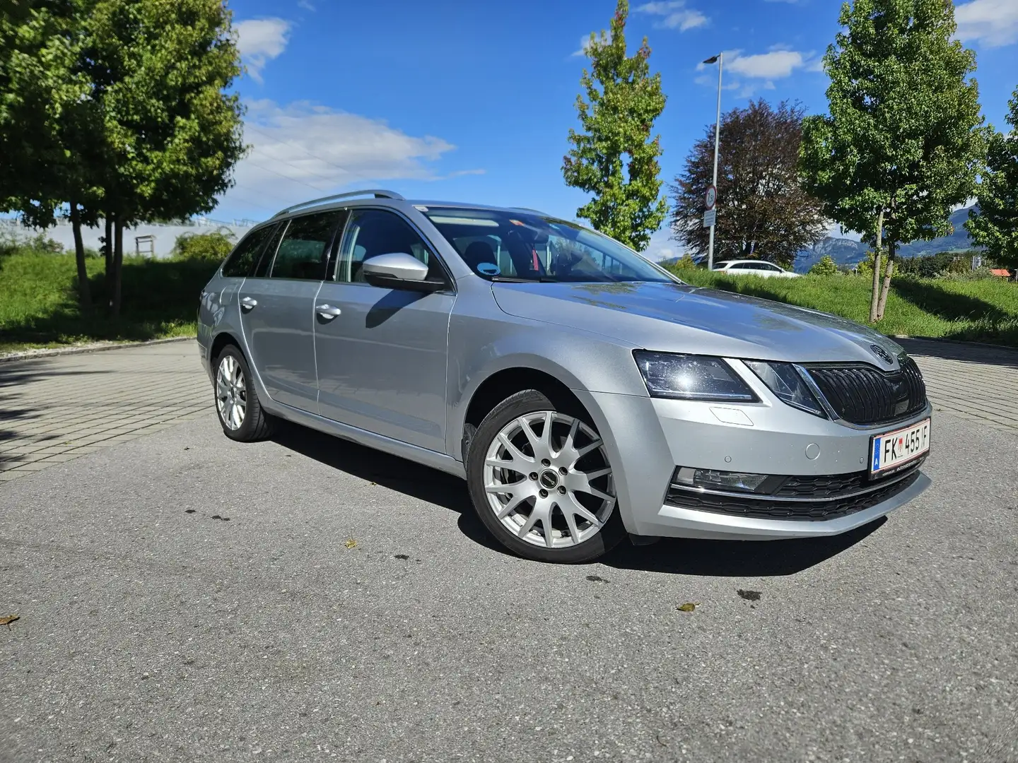 Skoda Octavia Combi 2.0 TDI VRS - 1