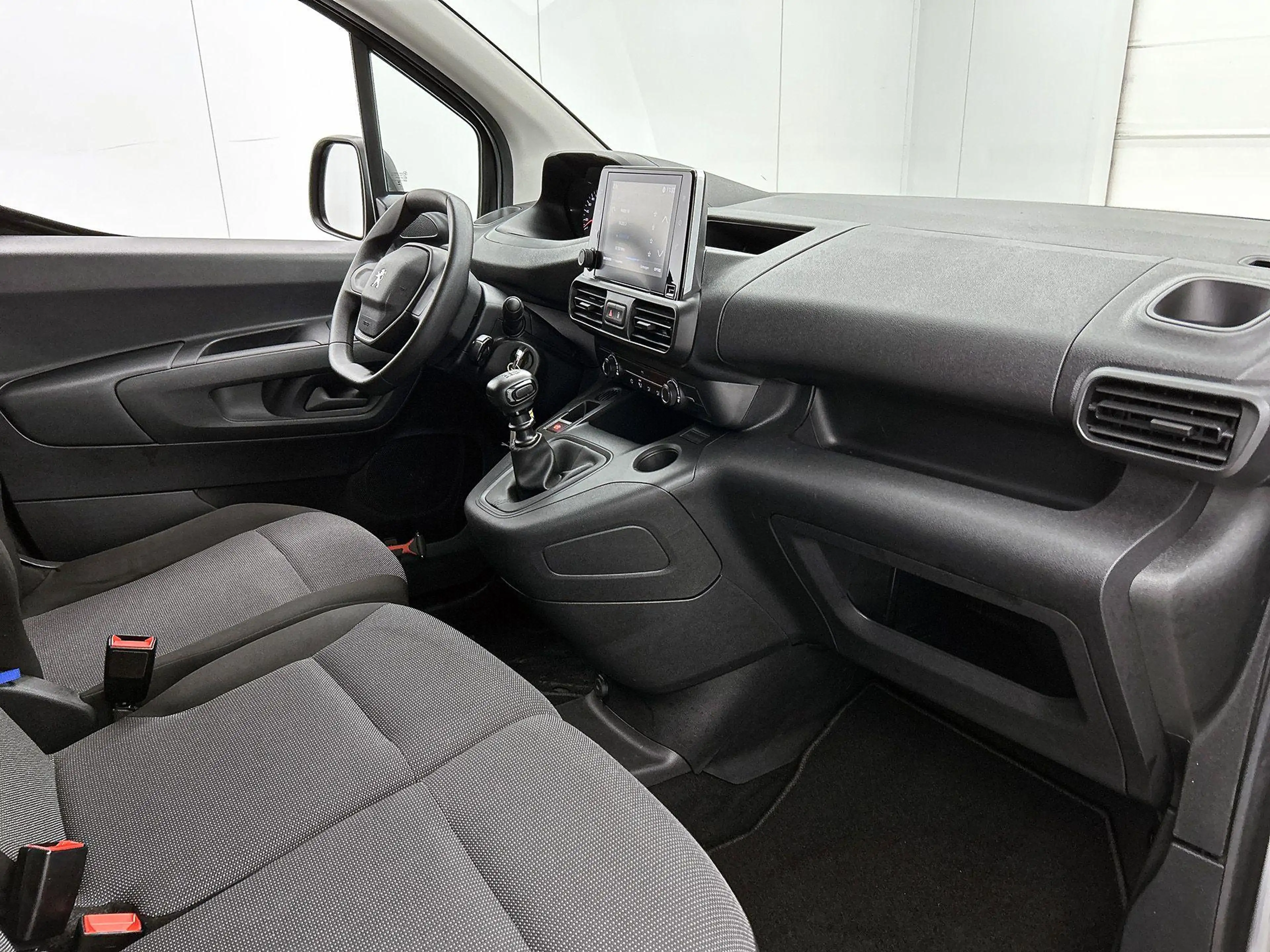Peugeot Partner 1.2 110pk S&S L1 Automaat | Apple Carplay/Android — photo 11
