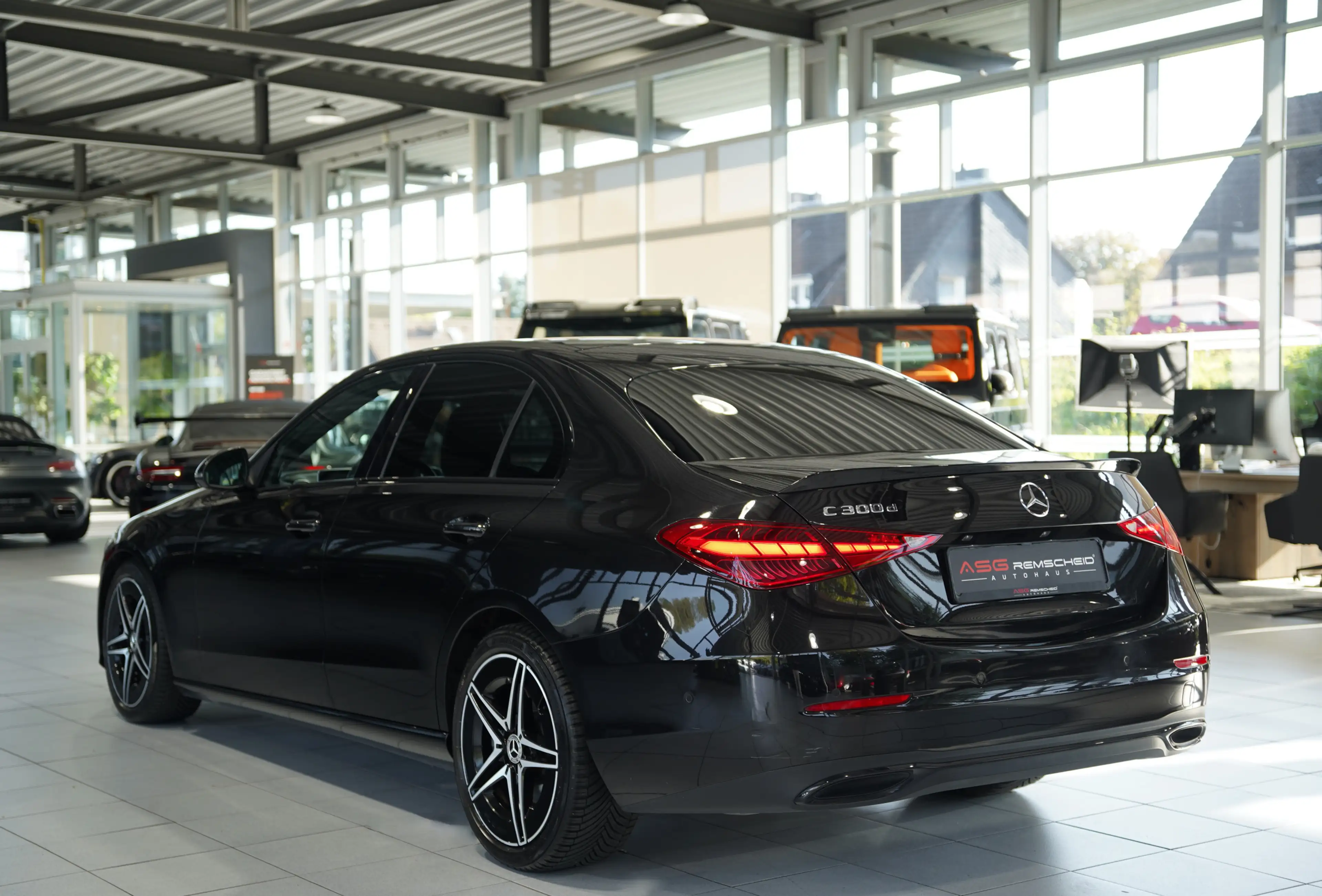 Mercedes-Benz C 300 d Limousine Avantgarde *2.H *Night *MwSt. — photo 8
