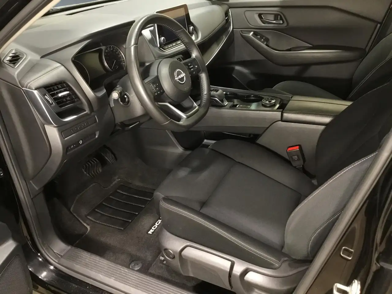 Nissan Rogue fotografie Nissan Rogue
