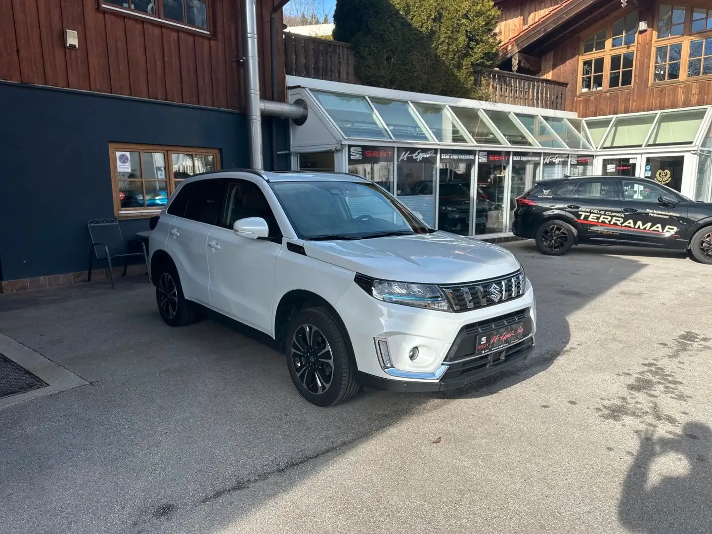 Suzuki Vitara Hybrid Comfort Allgrip *Navi*Tempomat* Blanco - 2