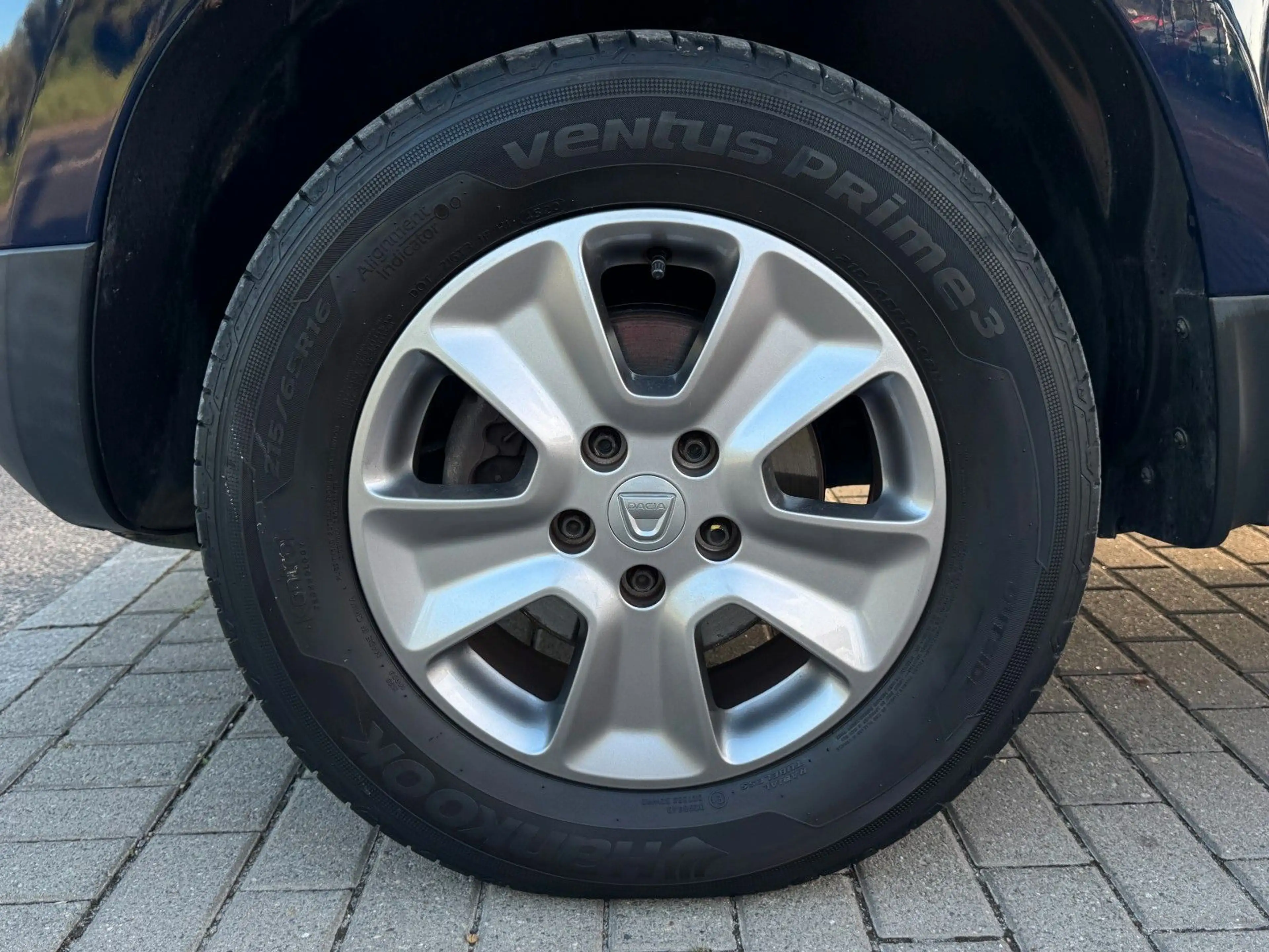 Dacia Duster 1.5dCi I Celebration 4x2*AHK*Klima*Temp* — photo 11