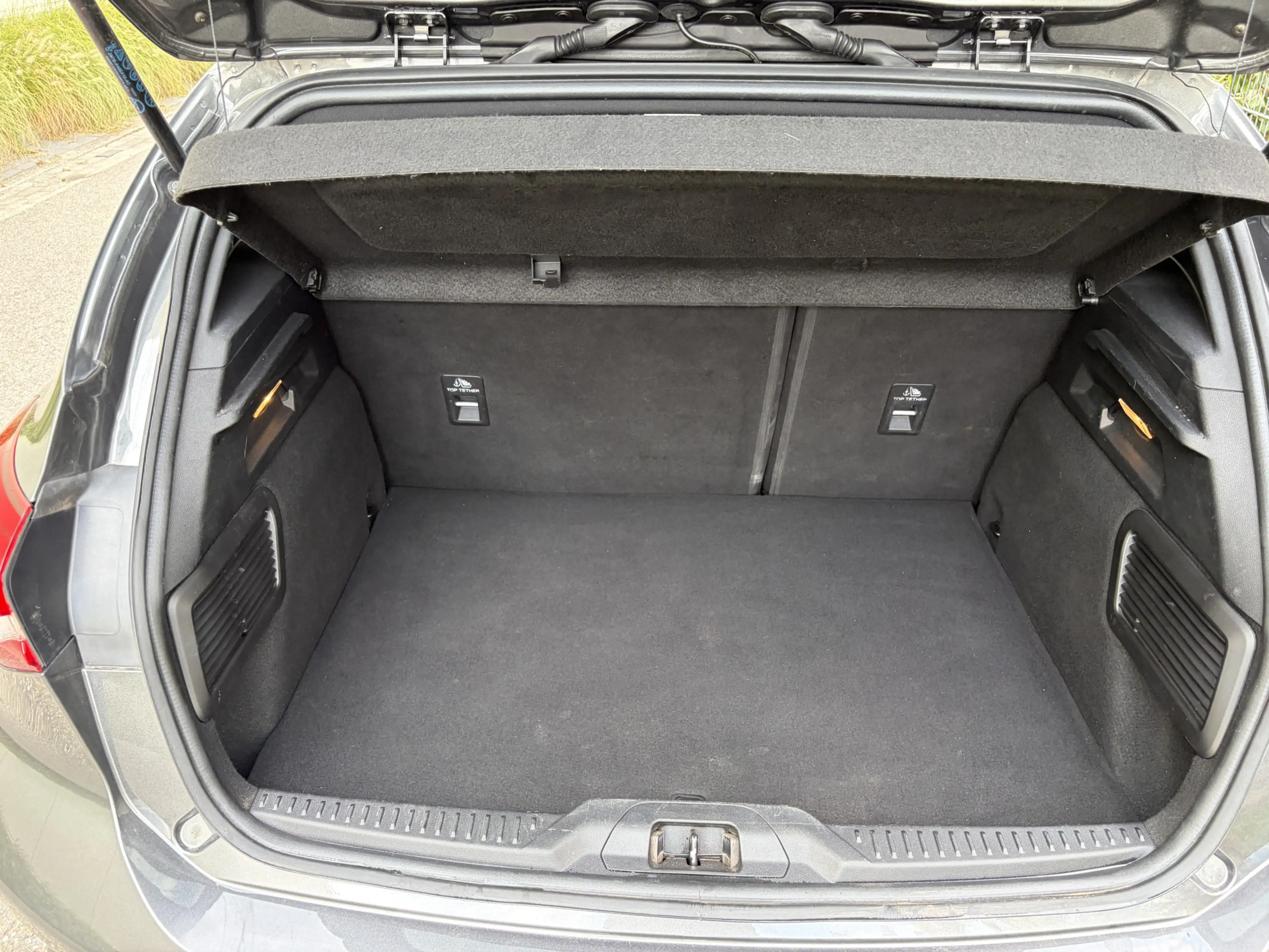 Ford Focus 1.5 EcoBoost ST Line Business / AUTOMAAT / NAVI / — photo 20