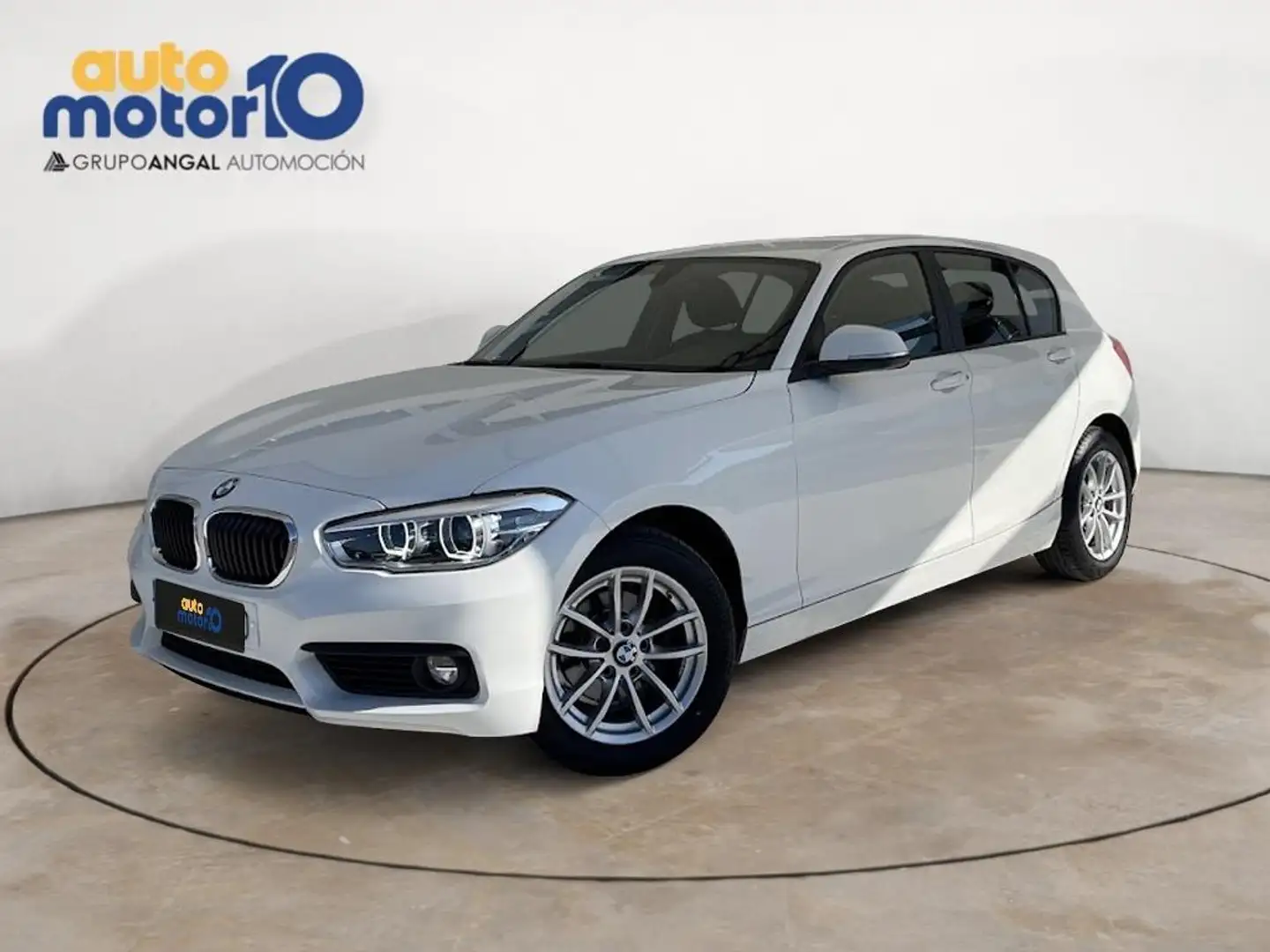 BMW 116 116d - 1