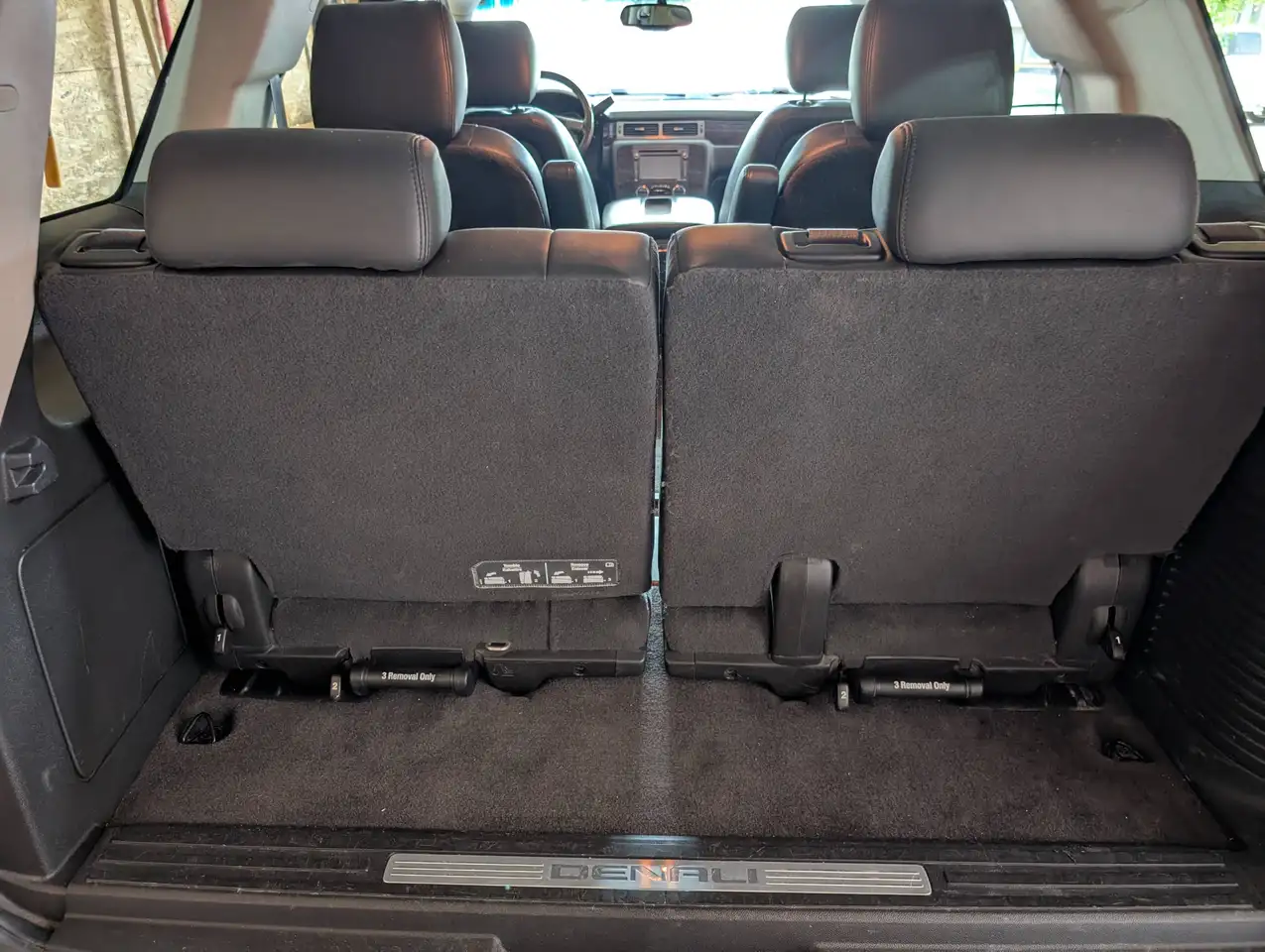 GMC Yukon снимка GMC Yukon