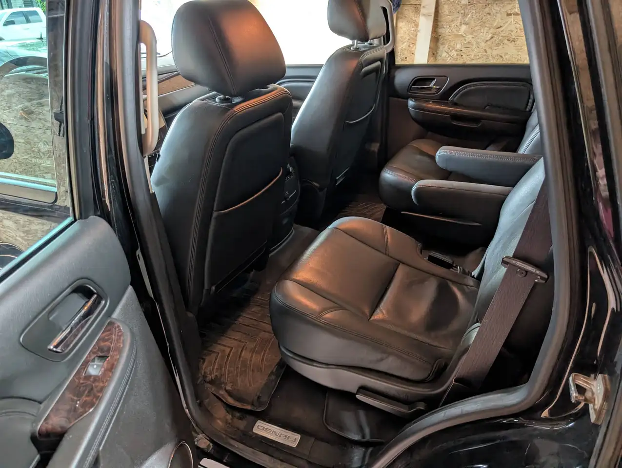 GMC Yukon снимка GMC Yukon
