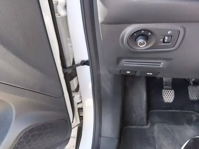 MG ZS view 14