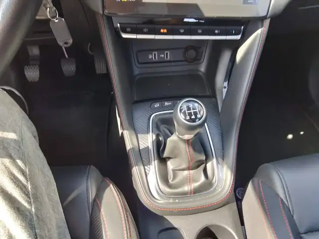 MG ZS view 18