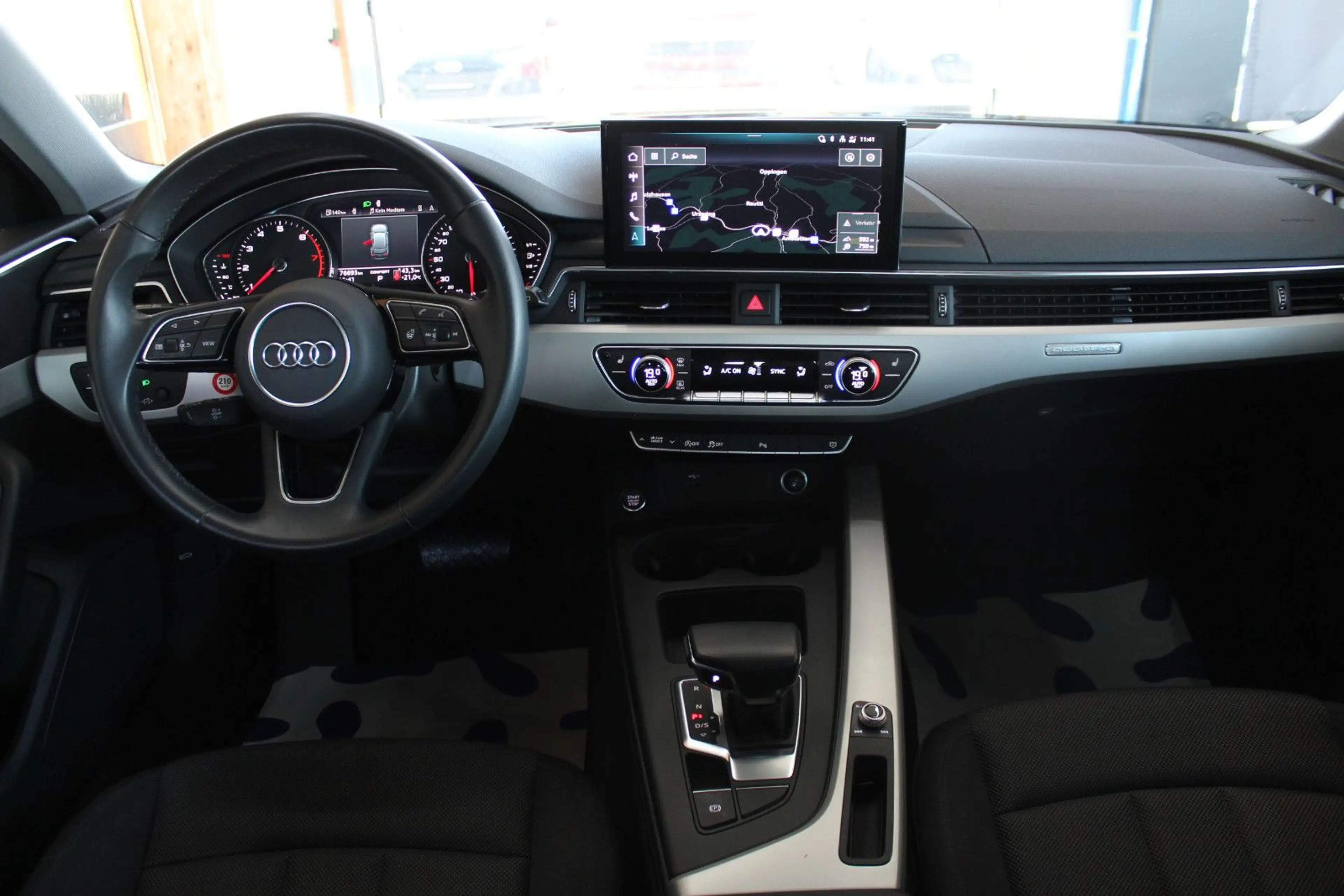 Audi A4 Avant 40 TFSI S tronic quattro*NAVI*LED* — photo 9