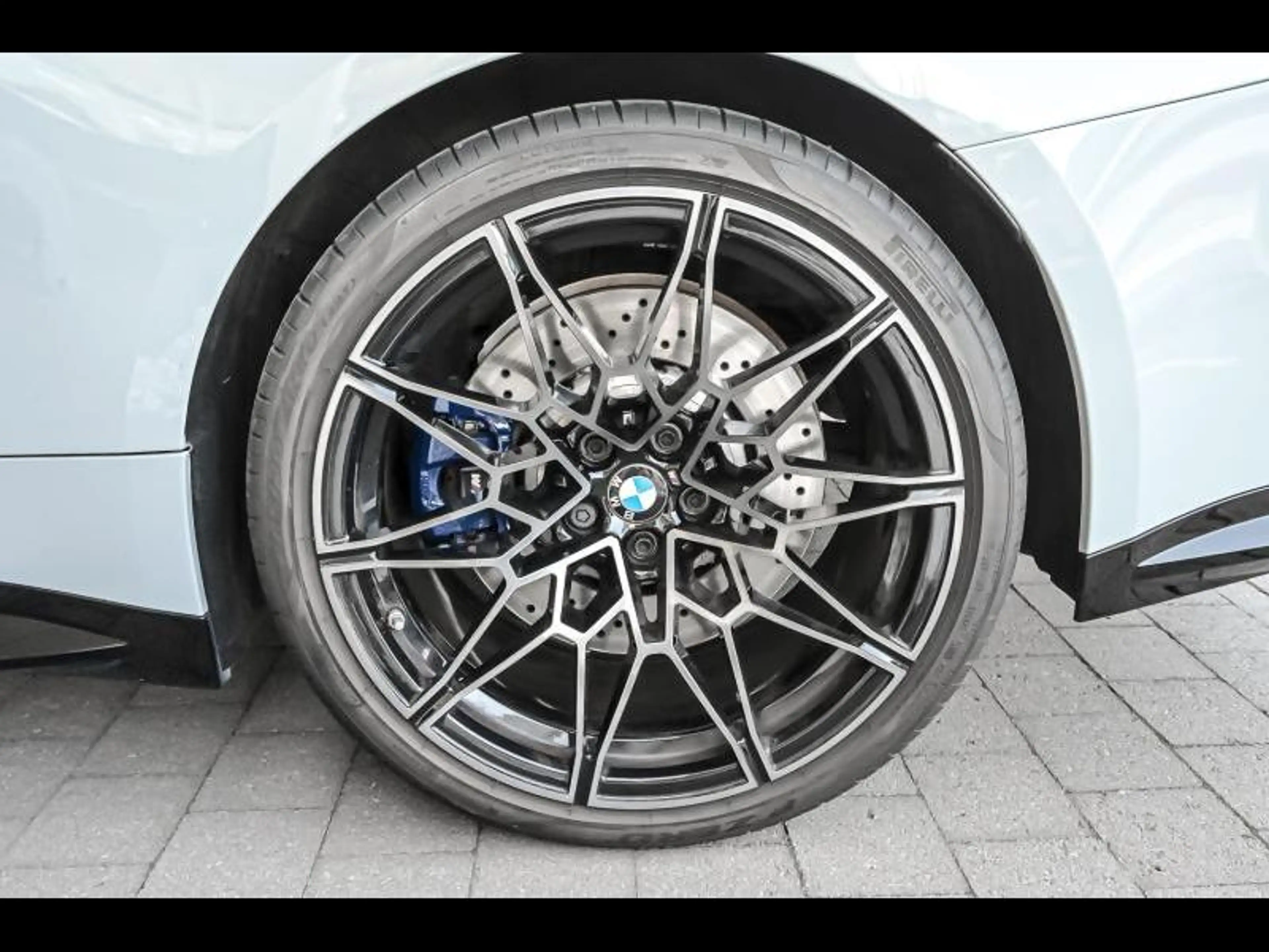 BMW M4 Competition M xDrive Cabrio — photo 11