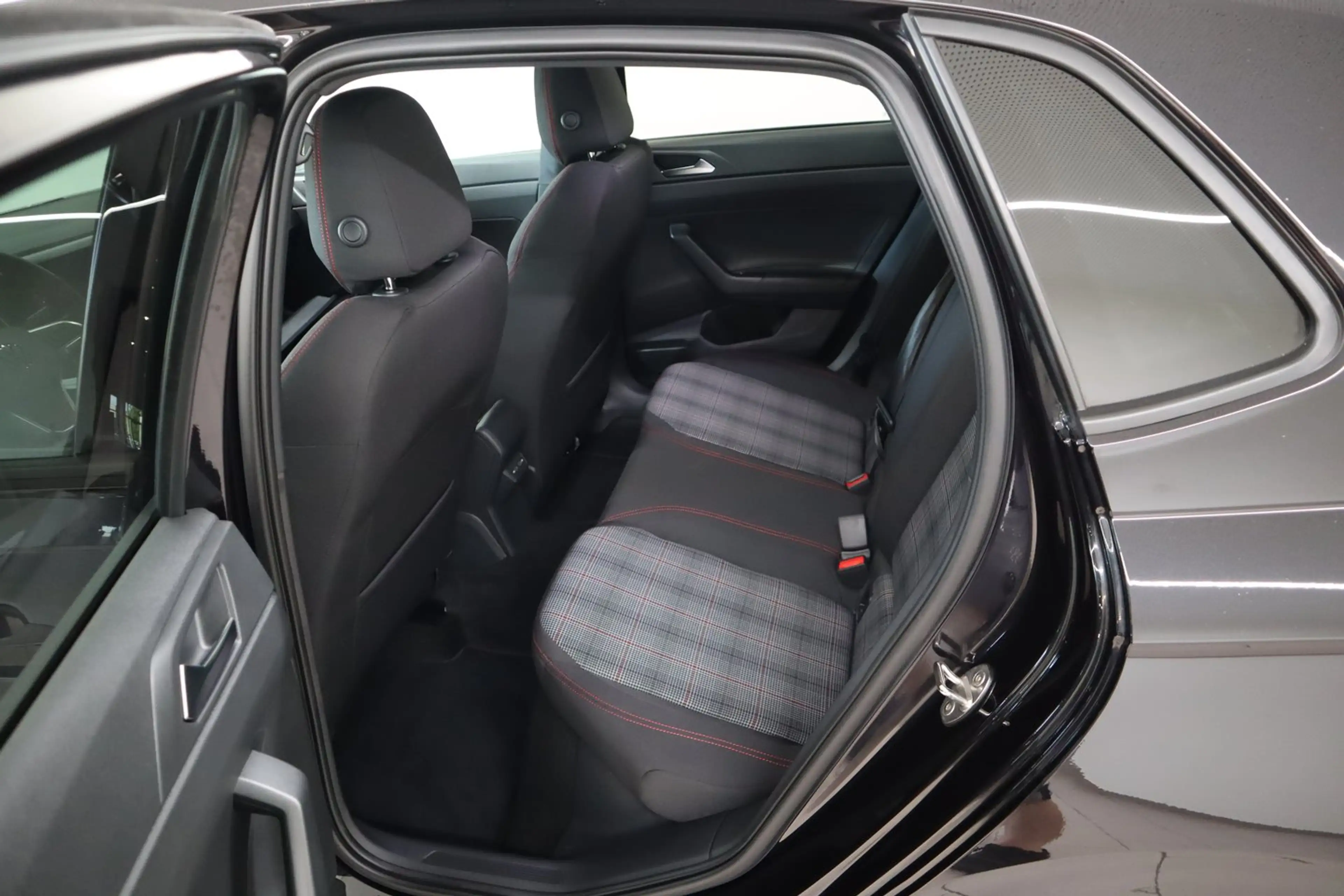 Volkswagen Polo GTI GTI TSI DSG — photo 15
