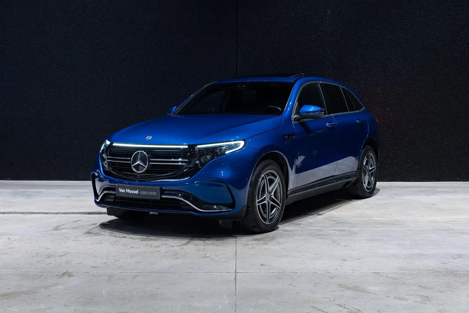 Mercedes-Benz EQC 400 EQC 4MATIC Business Solution LED | CAMERA | NAVI | Bleu - 1
