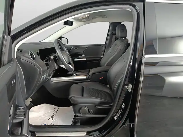 Mercedes-Benz B-Class view 8