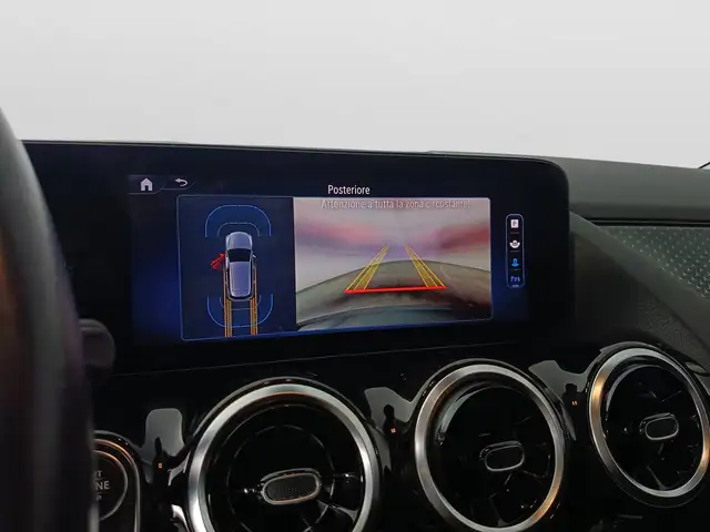 Mercedes-Benz B-Class view 14