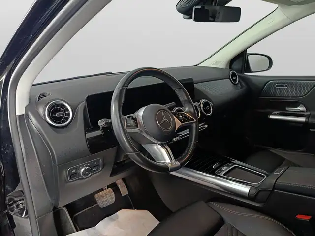 Mercedes-Benz B-Class view 7