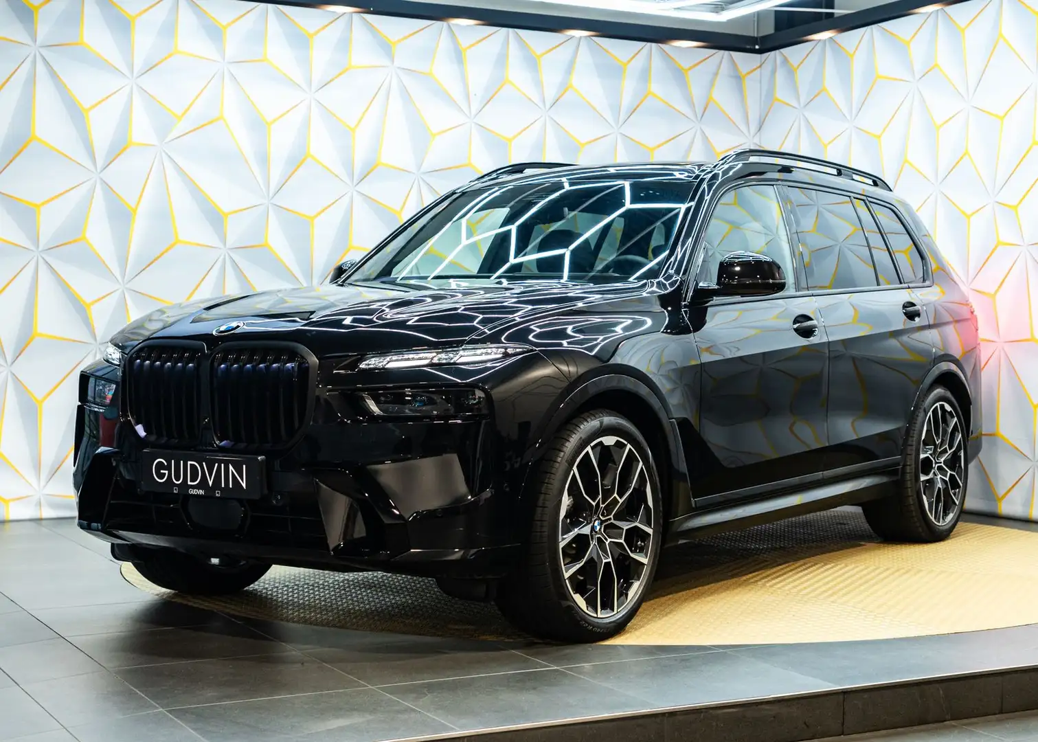 BMW X7 40d/Exclusive/SkyLounge/Massage/Harman Černá - 2