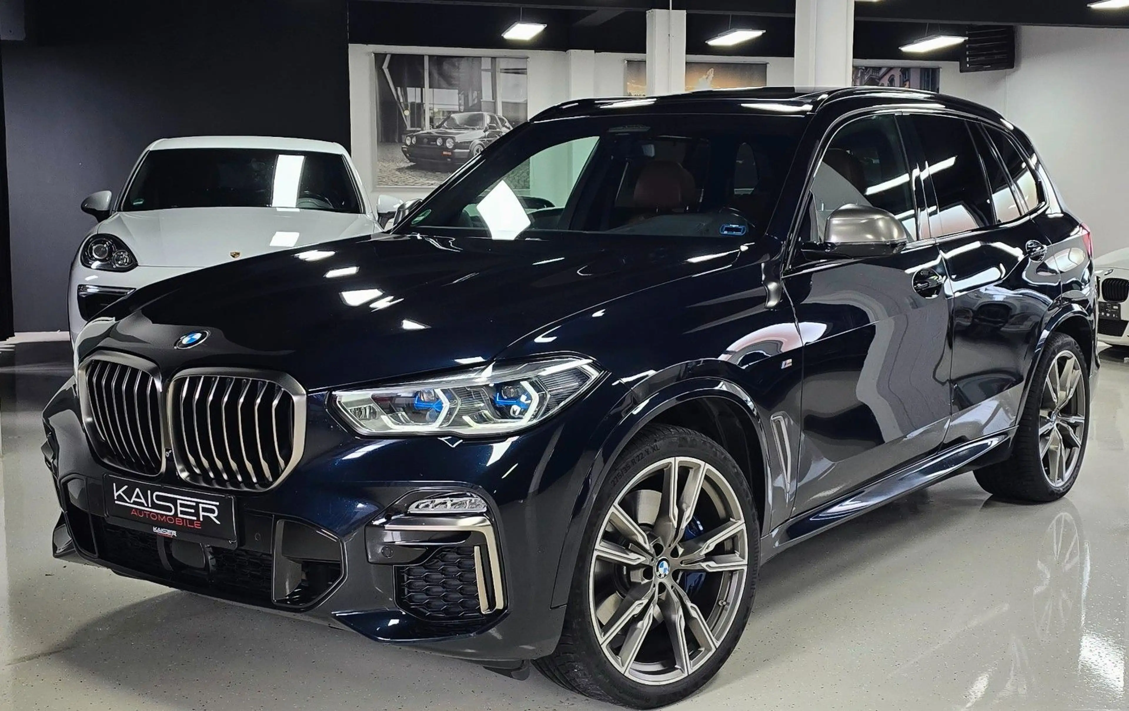 BMW X5 M50d*LASER*MASSAGE*HEAD UP*STANDHEIZ.*INDIVID