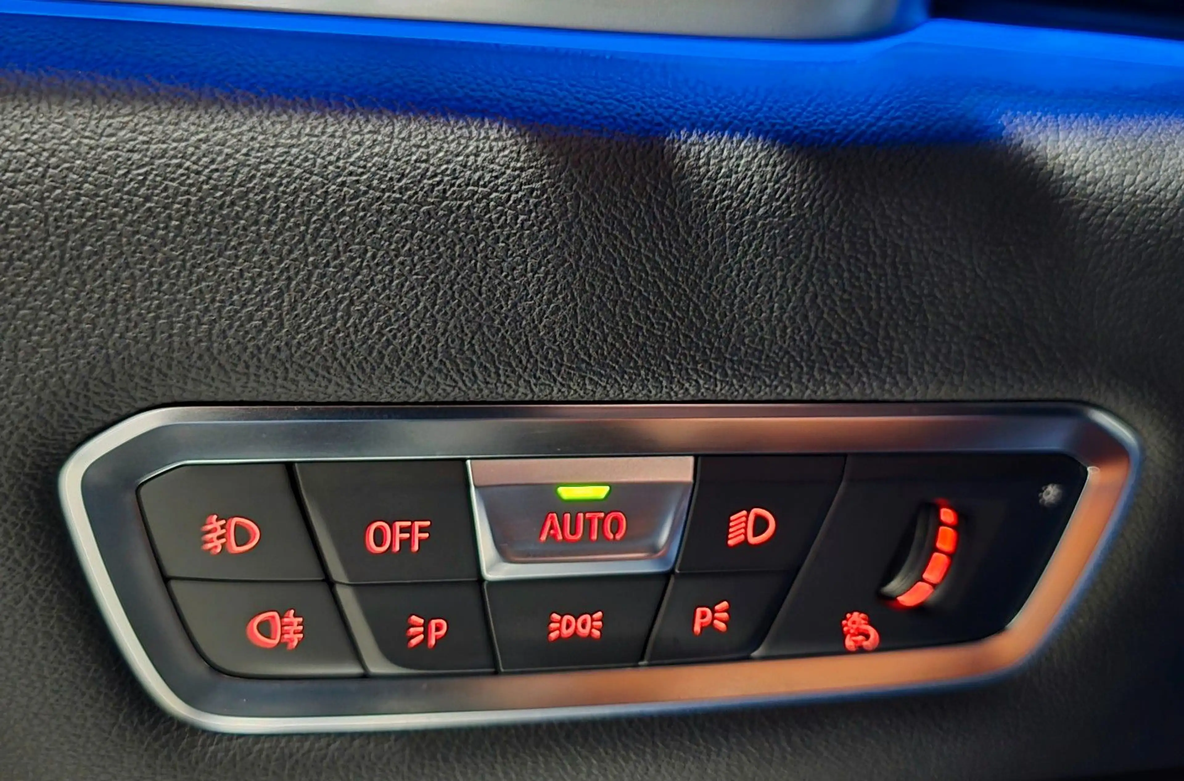 BMW X5 M50d*LASER*MASSAGE*HEAD UP*STANDHEIZ.*INDIVID — photo 22
