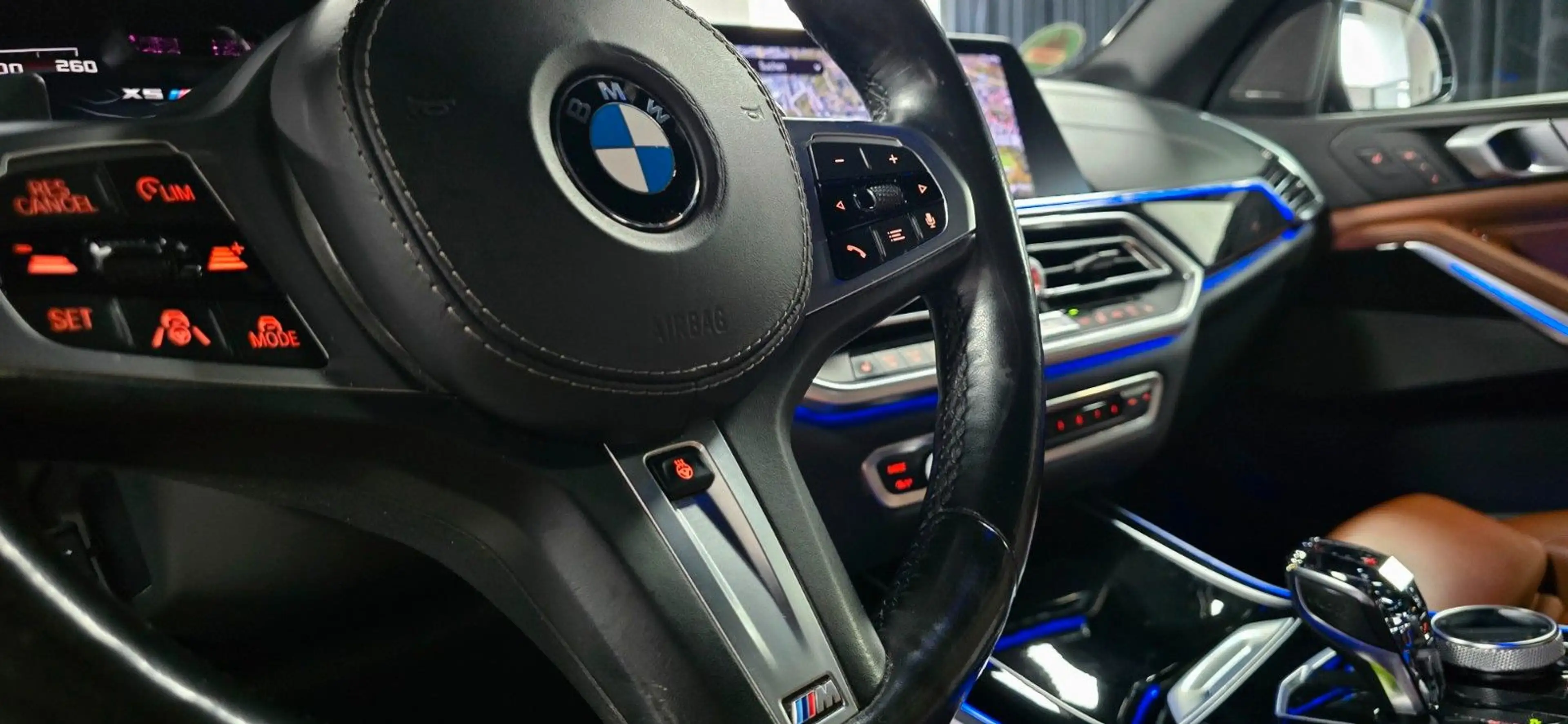 BMW X5 M50d*LASER*MASSAGE*HEAD UP*STANDHEIZ.*INDIVID — photo 23
