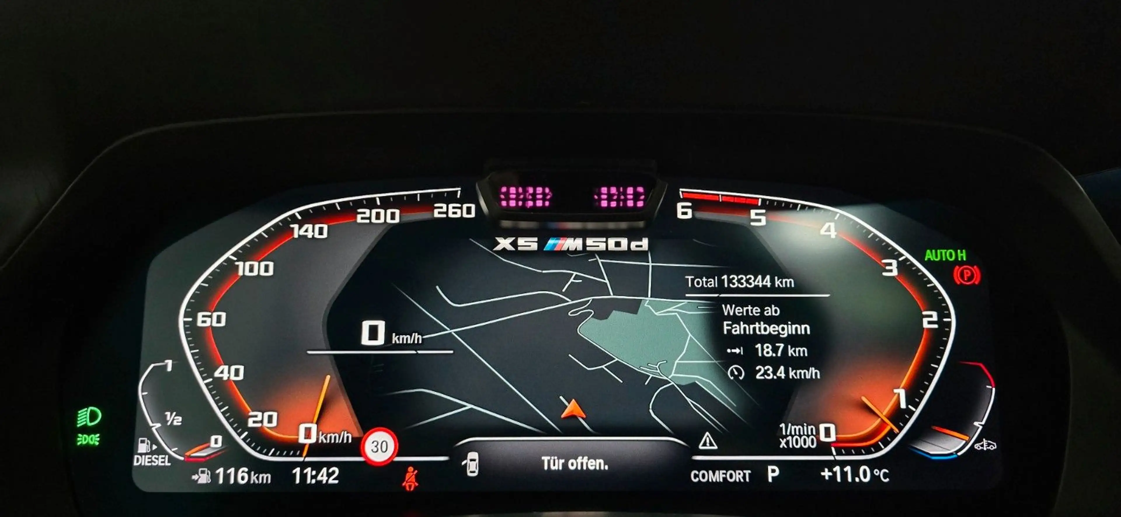 BMW X5 M50d*LASER*MASSAGE*HEAD UP*STANDHEIZ.*INDIVID — photo 48