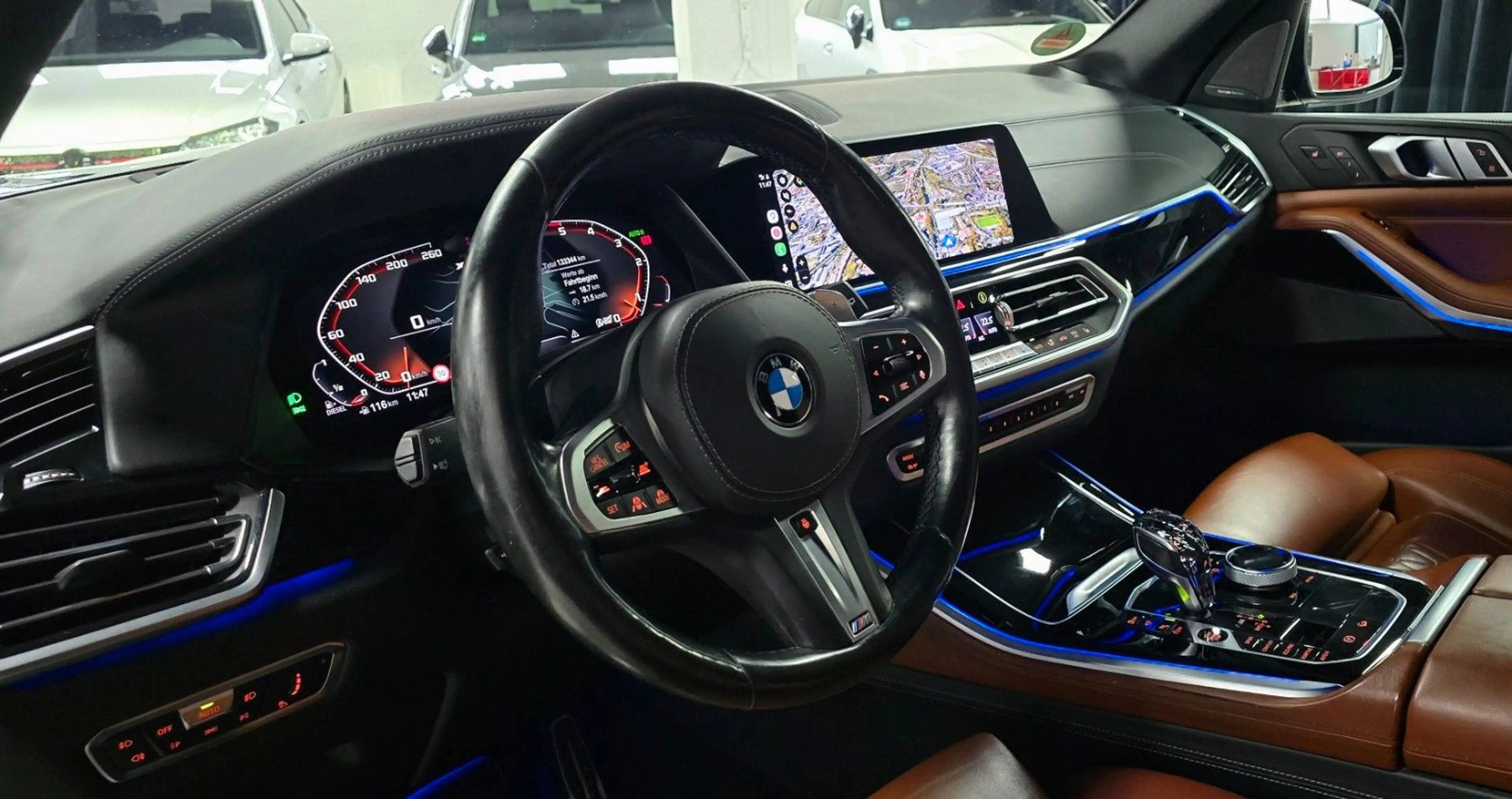 BMW X5 M50d*LASER*MASSAGE*HEAD UP*STANDHEIZ.*INDIVID — photo 18