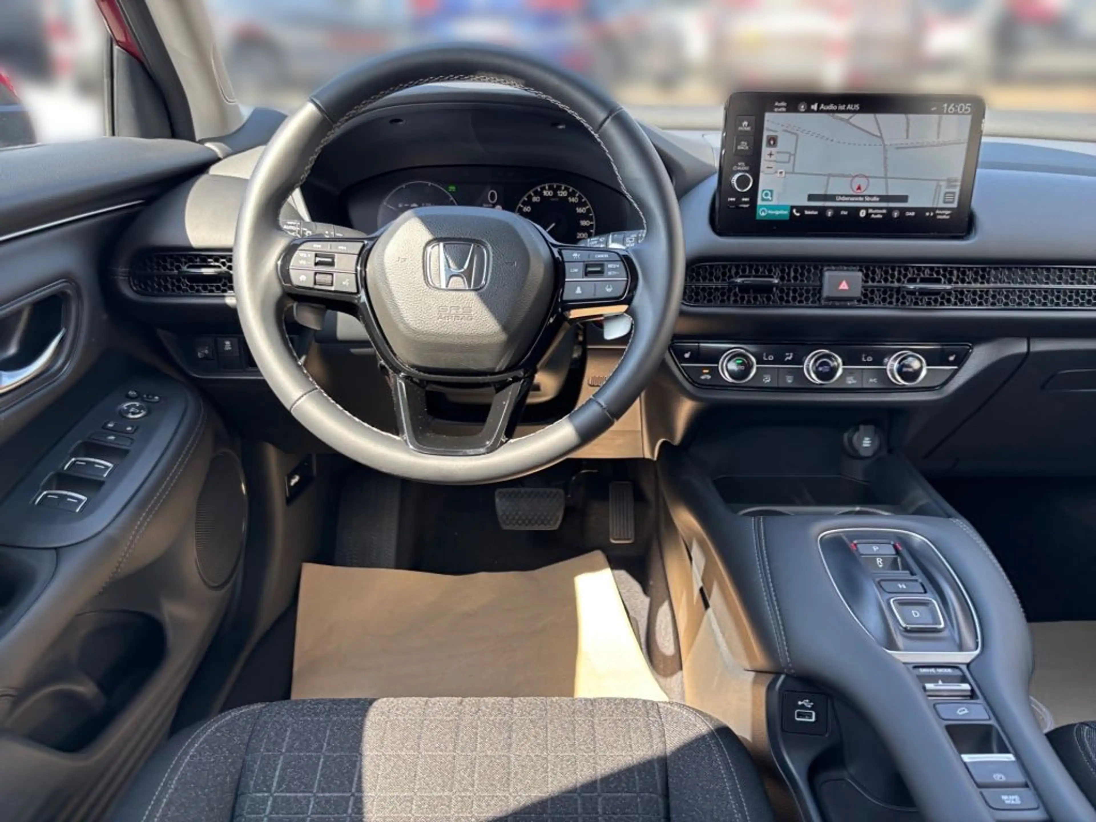 Honda ZR-V e:HEV 2.0 i-MMD Hybrid Elegance — photo 10