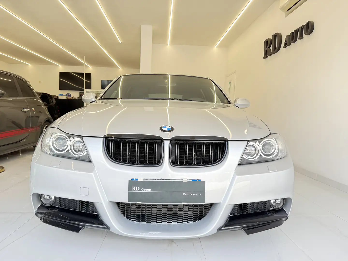 BMW 320 d Touring Msport 160cv Full optional Grau - 2