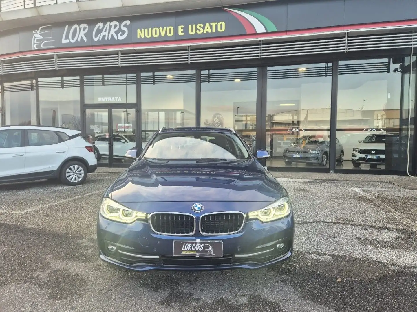 BMW 320 d Touring Business Advantage aut. Blue - 2