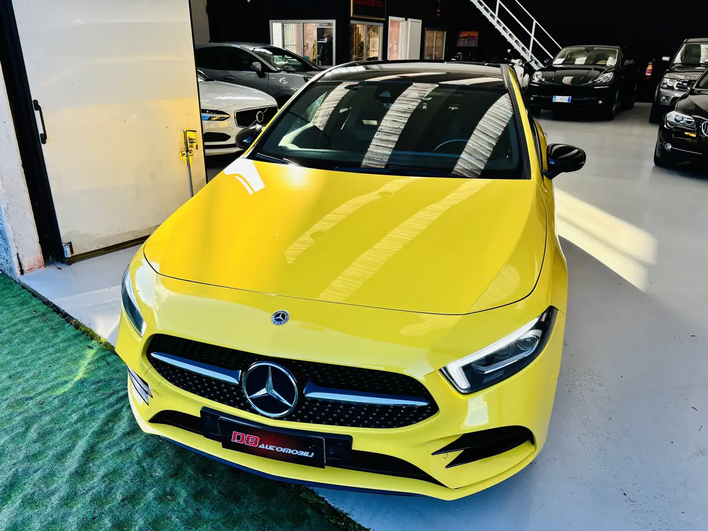 Mercedes-Benz A 200 Classe A - W177 2018 Premium Night edition auto Giallo - 2