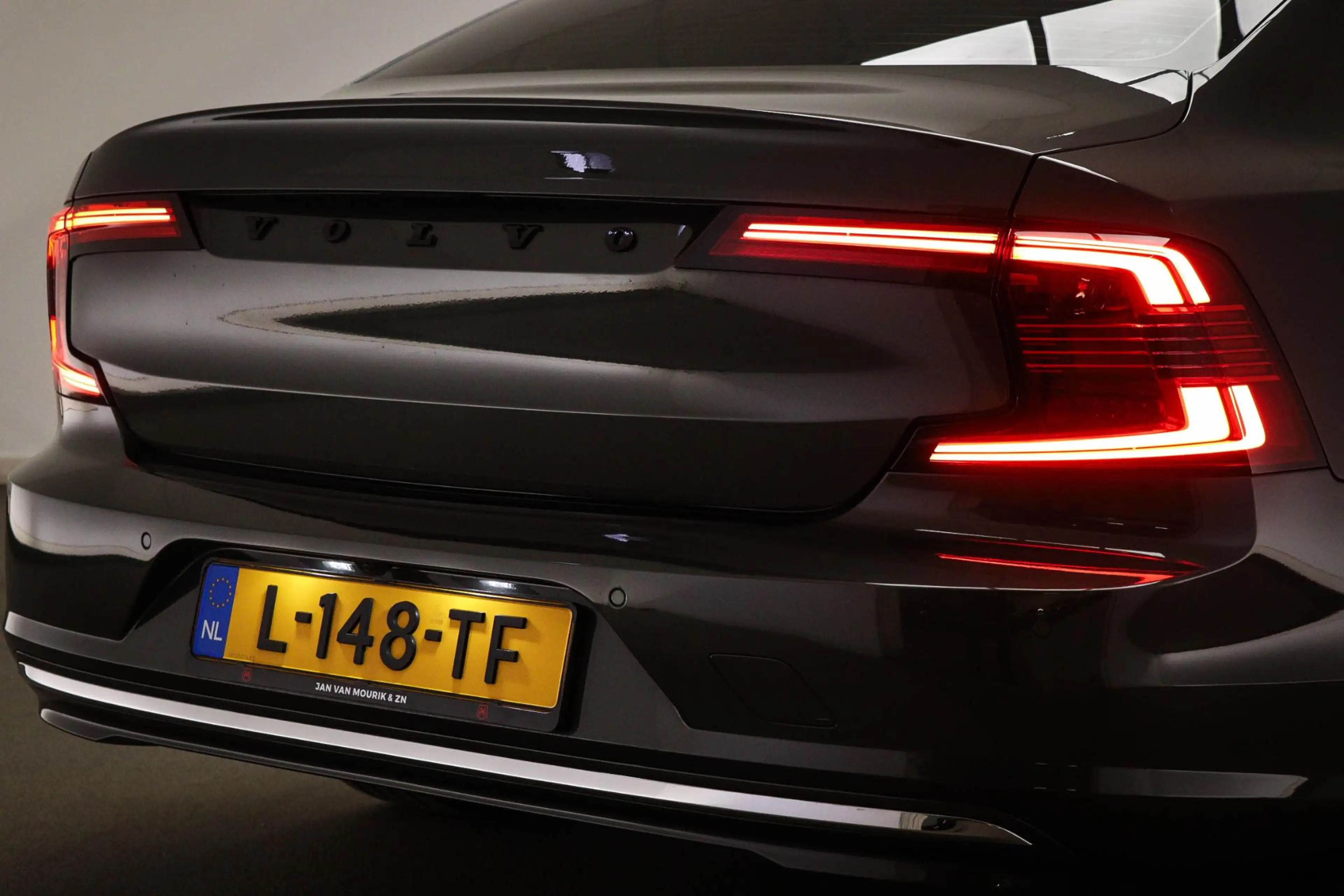 Volvo S90 2.0 B4 Inscription | LOUNGE / STOELEN- PACK | SCHU — photo 32