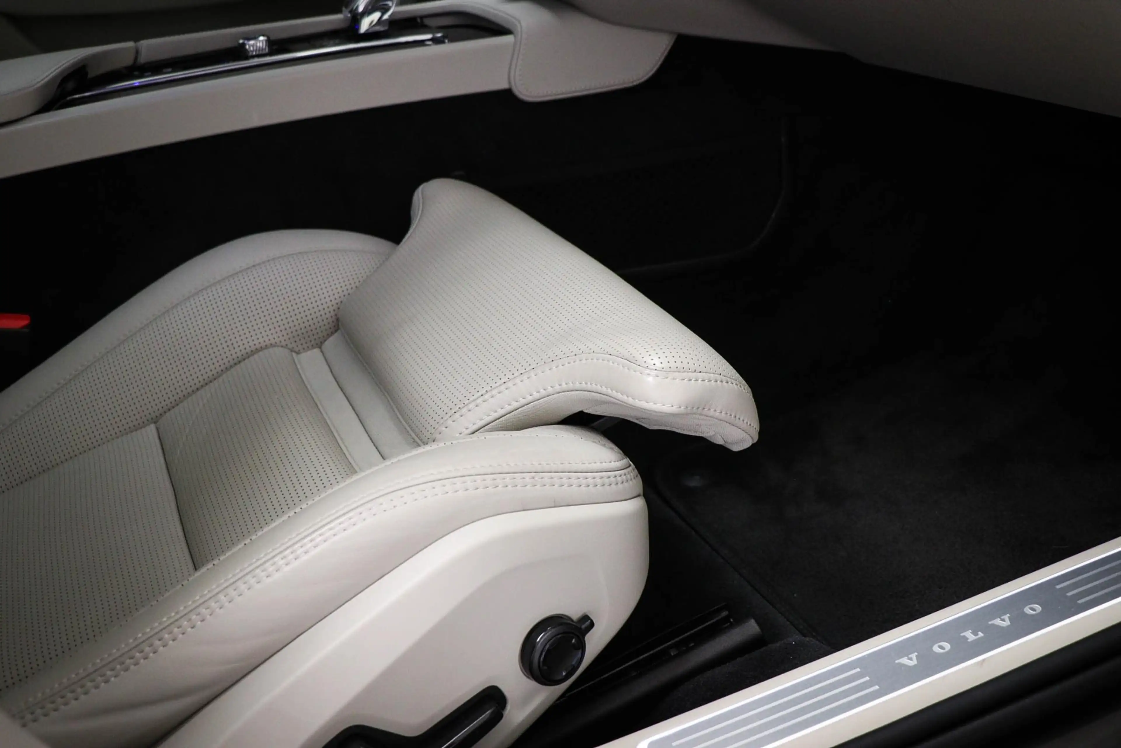 Volvo S90 2.0 B4 Inscription | LOUNGE / STOELEN- PACK | SCHU — photo 14