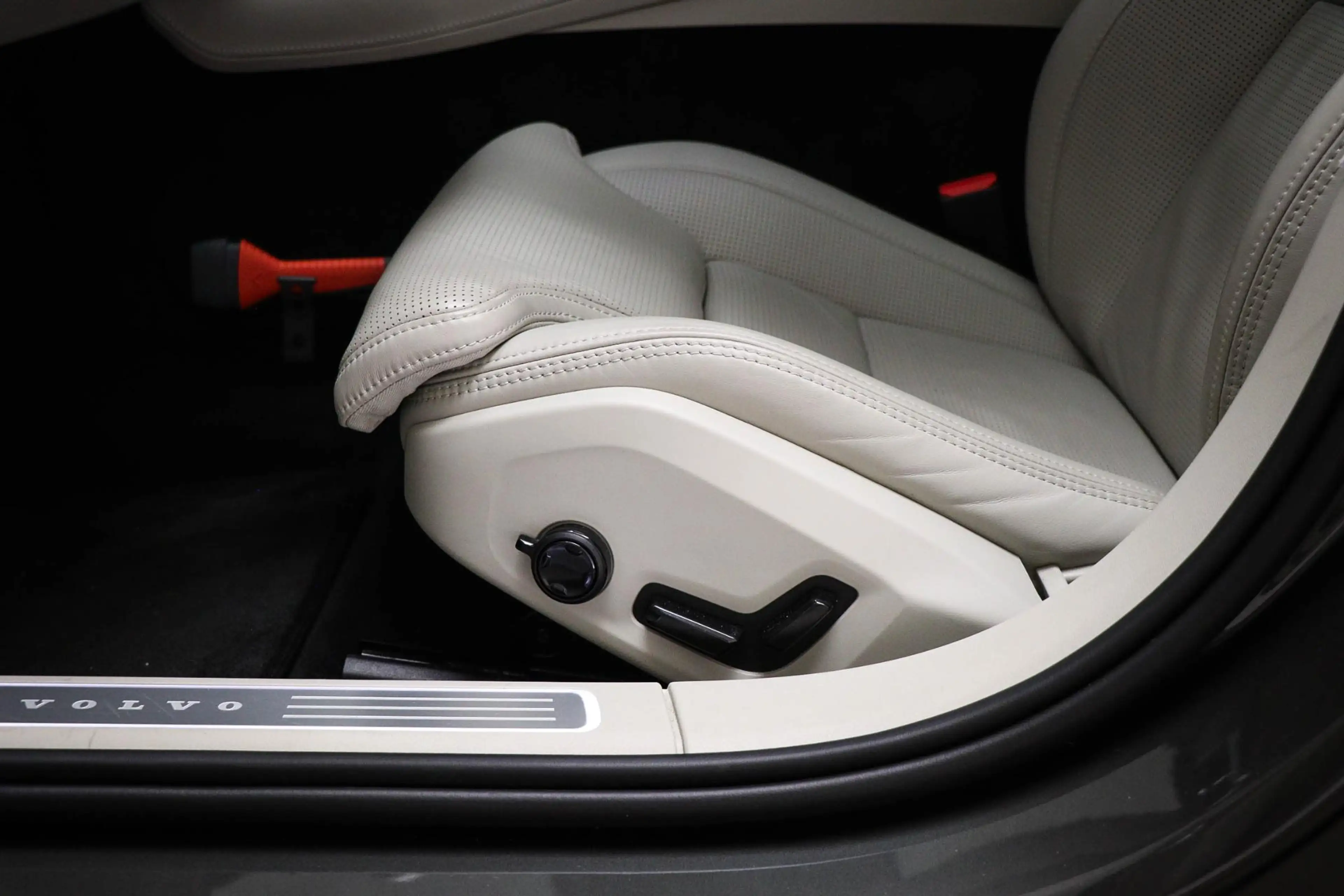 Volvo S90 2.0 B4 Inscription | LOUNGE / STOELEN- PACK | SCHU — photo 39