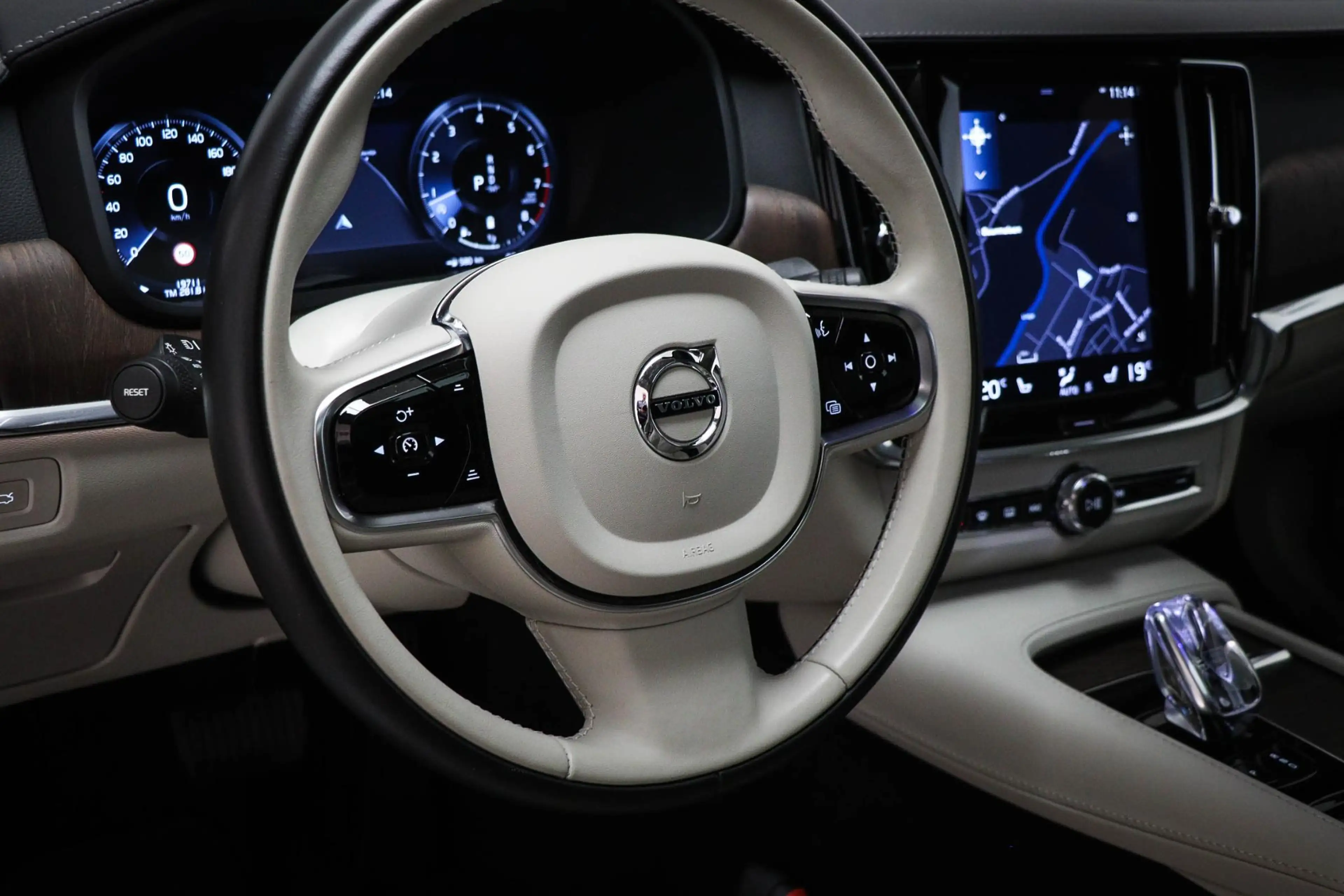 Volvo S90 2.0 B4 Inscription | LOUNGE / STOELEN- PACK | SCHU — photo 42