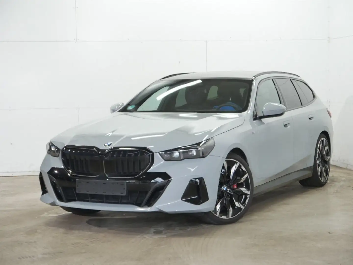 BMW 520 d xDr.T. M Sport Pro HUD ACC Pano.H/K AHK 21" Grau - 2