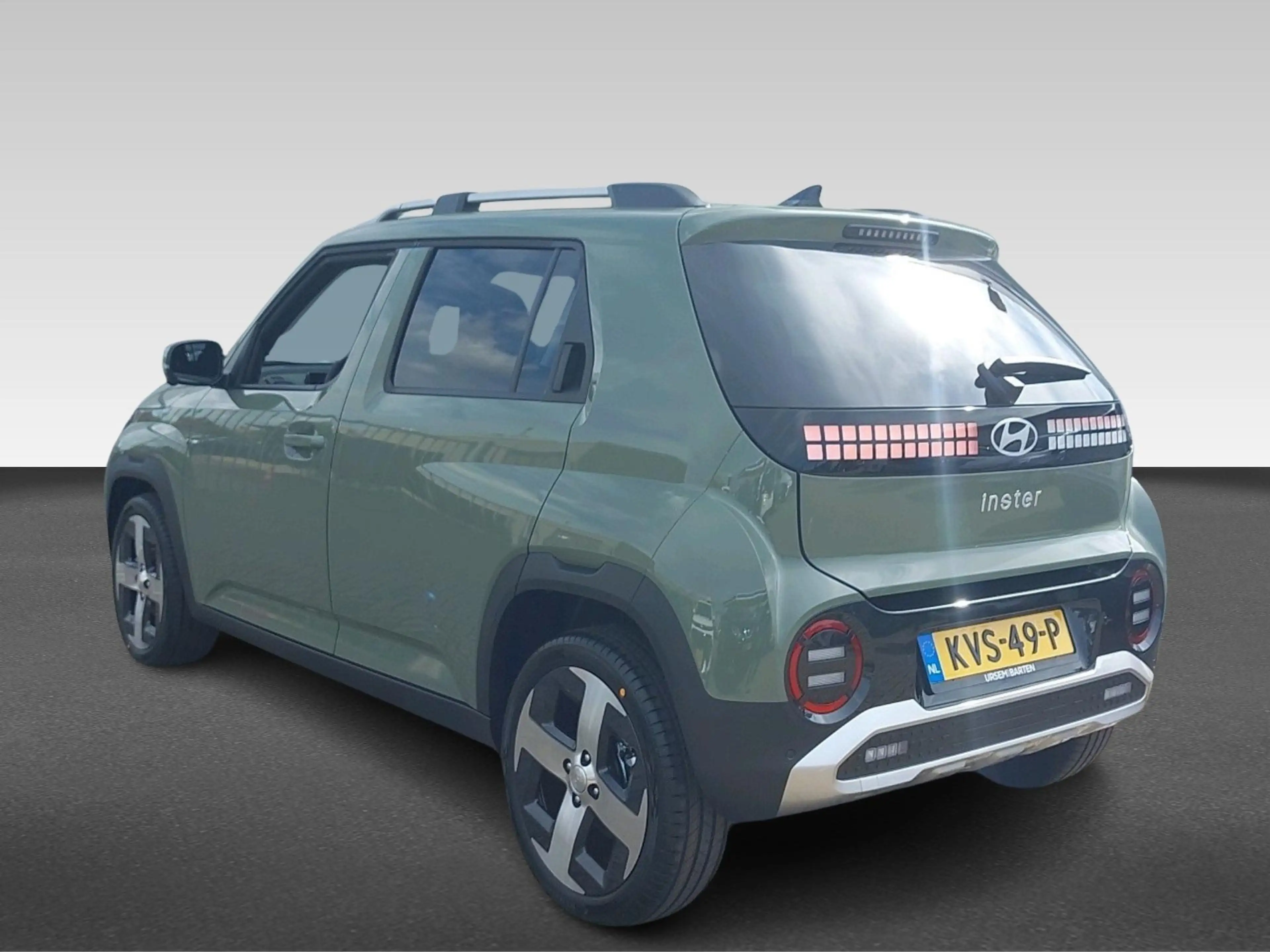 Hyundai Inster Evolve 49 kWh — photo 3
