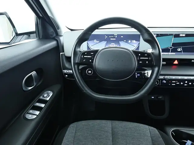 Hyundai Ioniq 5 view 10